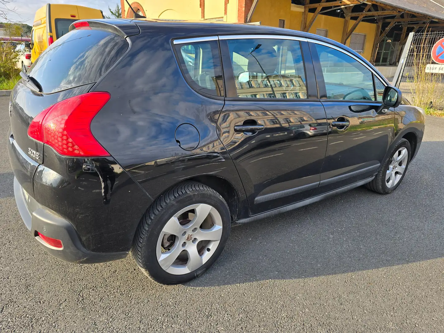 Peugeot 3008 3008+1.6+HDi+16V+112ch+FAP+Style Noir - 2
