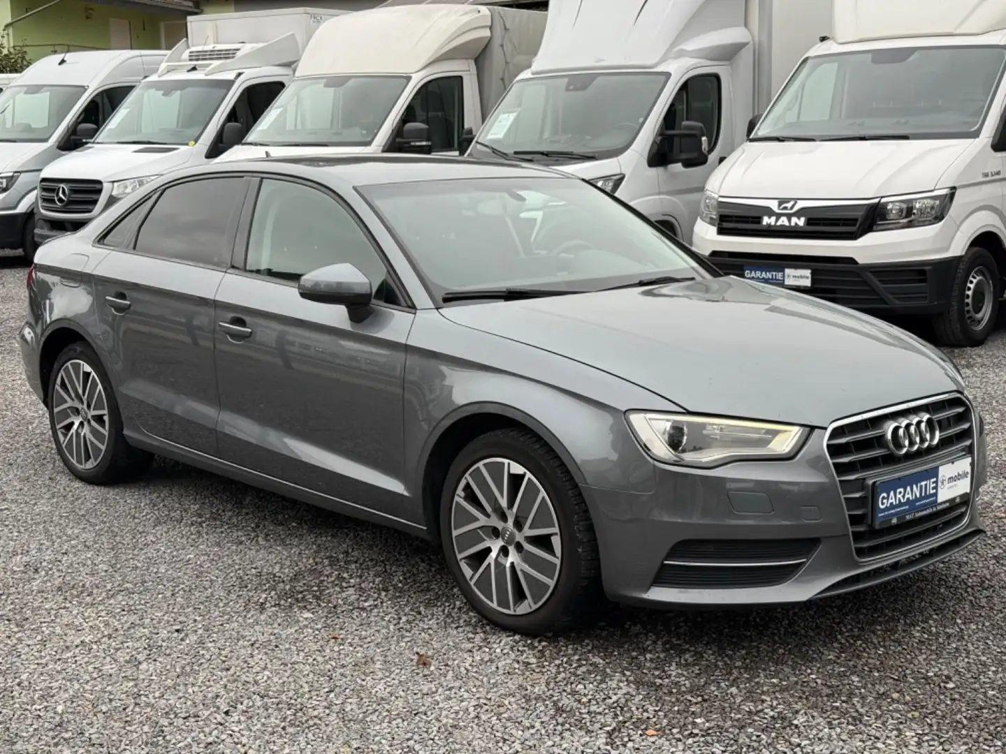 Audi A3 LIMOUSINE ATTRACTION KLIMA NAVI PDC  TEMPOMAT Grau - 1