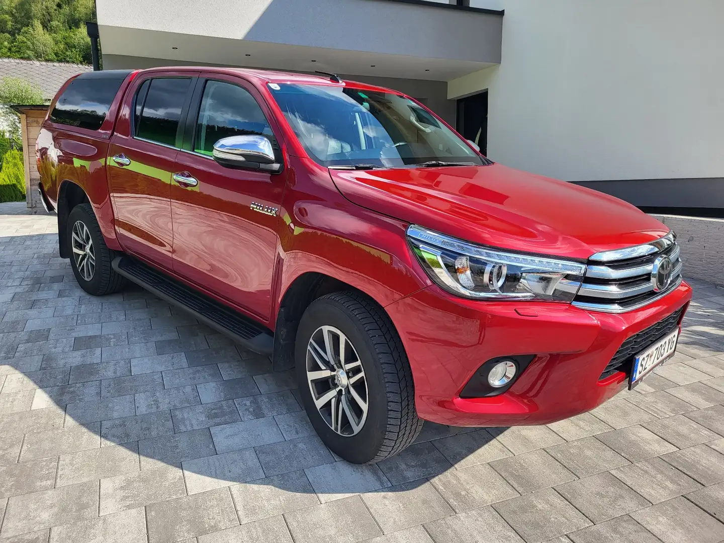 Toyota Hilux DK Lounge 4x4 2,4 D-4D Aut. - 1