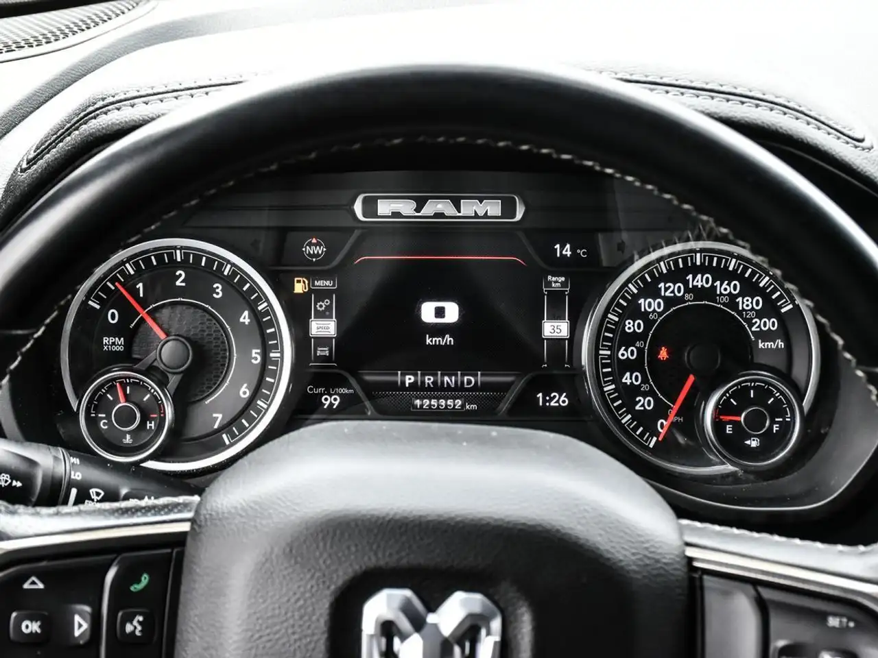 RAM 1500 снимка RAM 1500