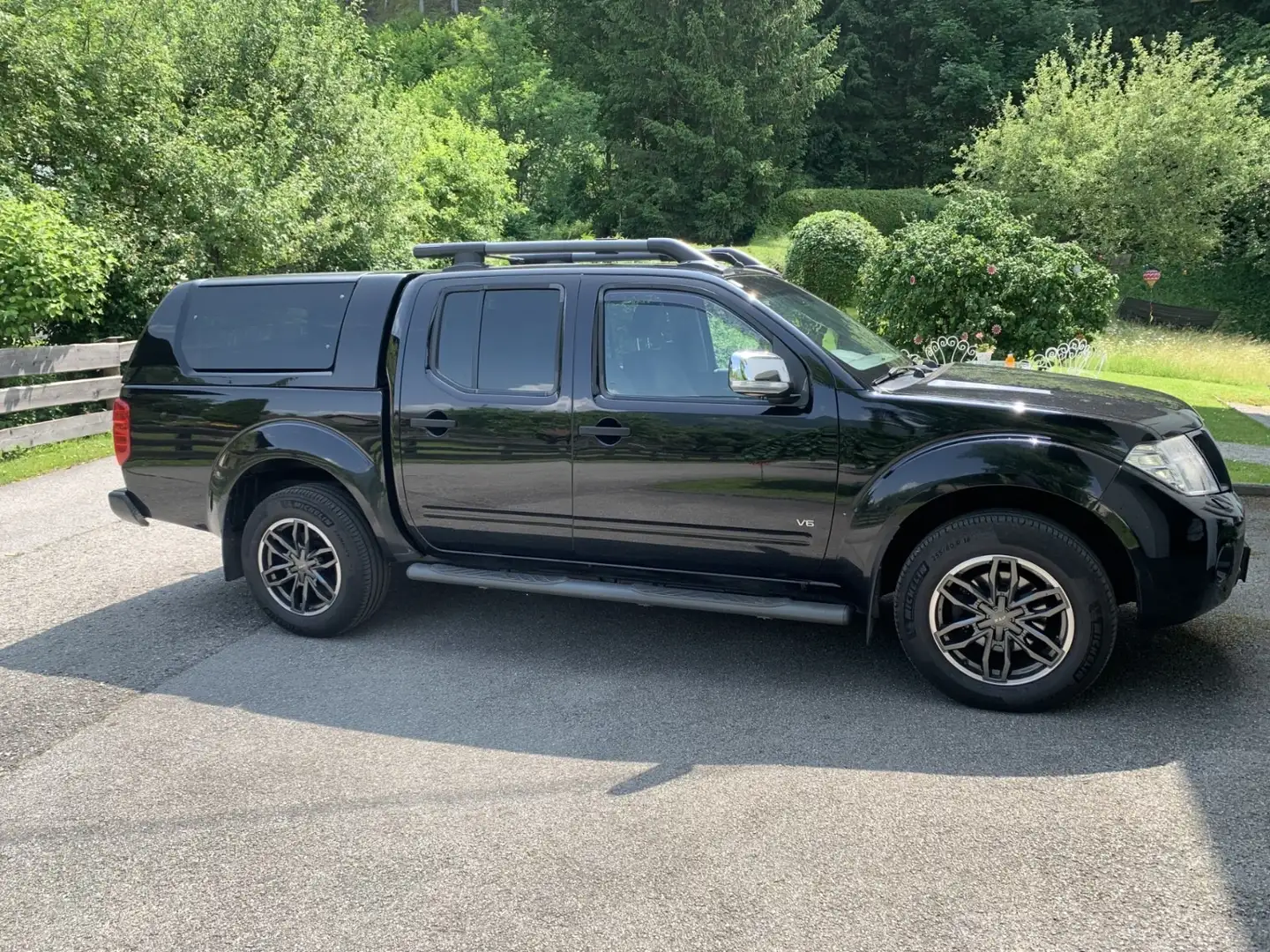 Nissan Navara 3.0L V6 Nero - 1
