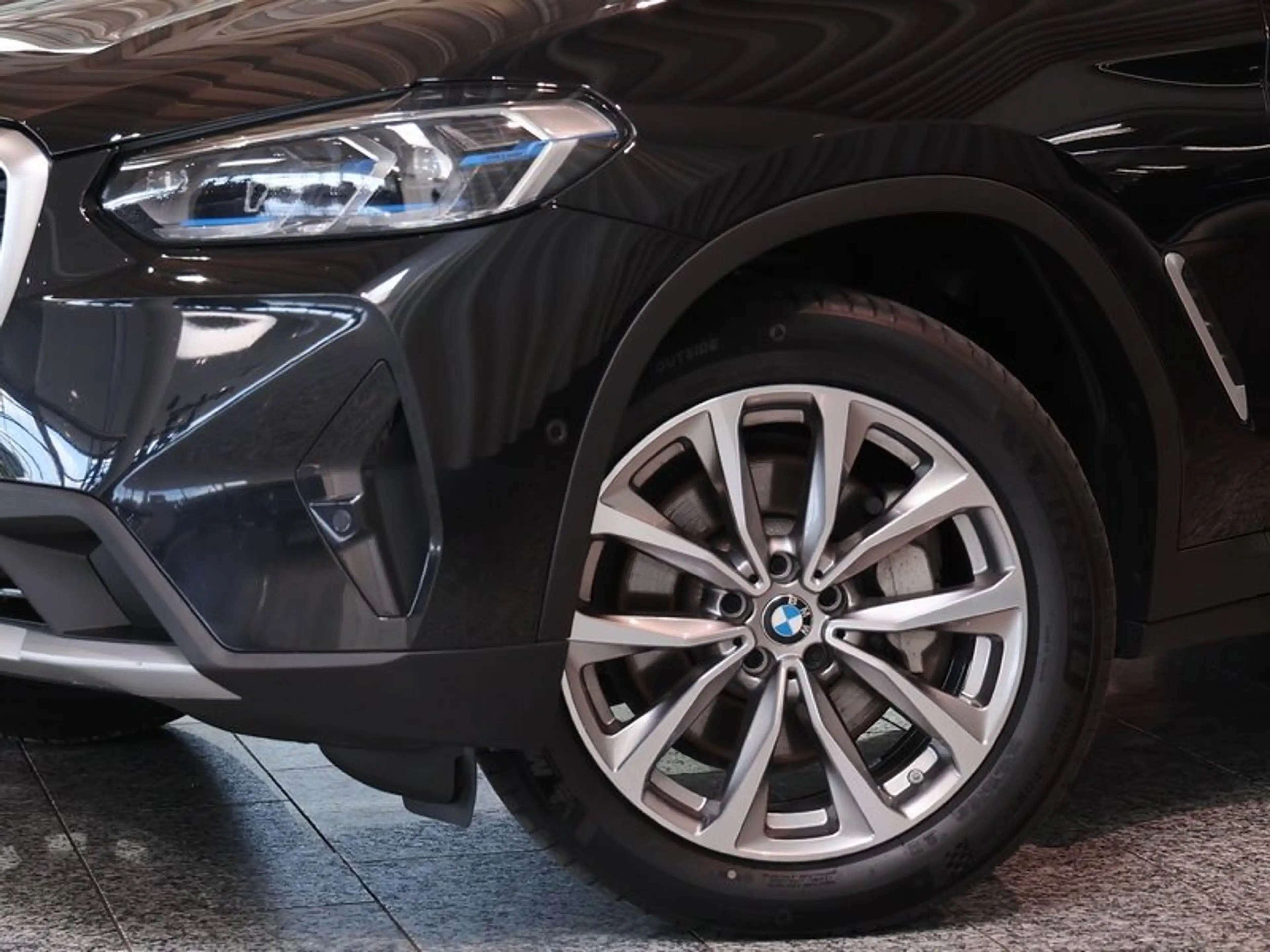 BMW X4 xDrive30d 19Zoll DrivAss Laser HUD HiFi RFK — photo 13