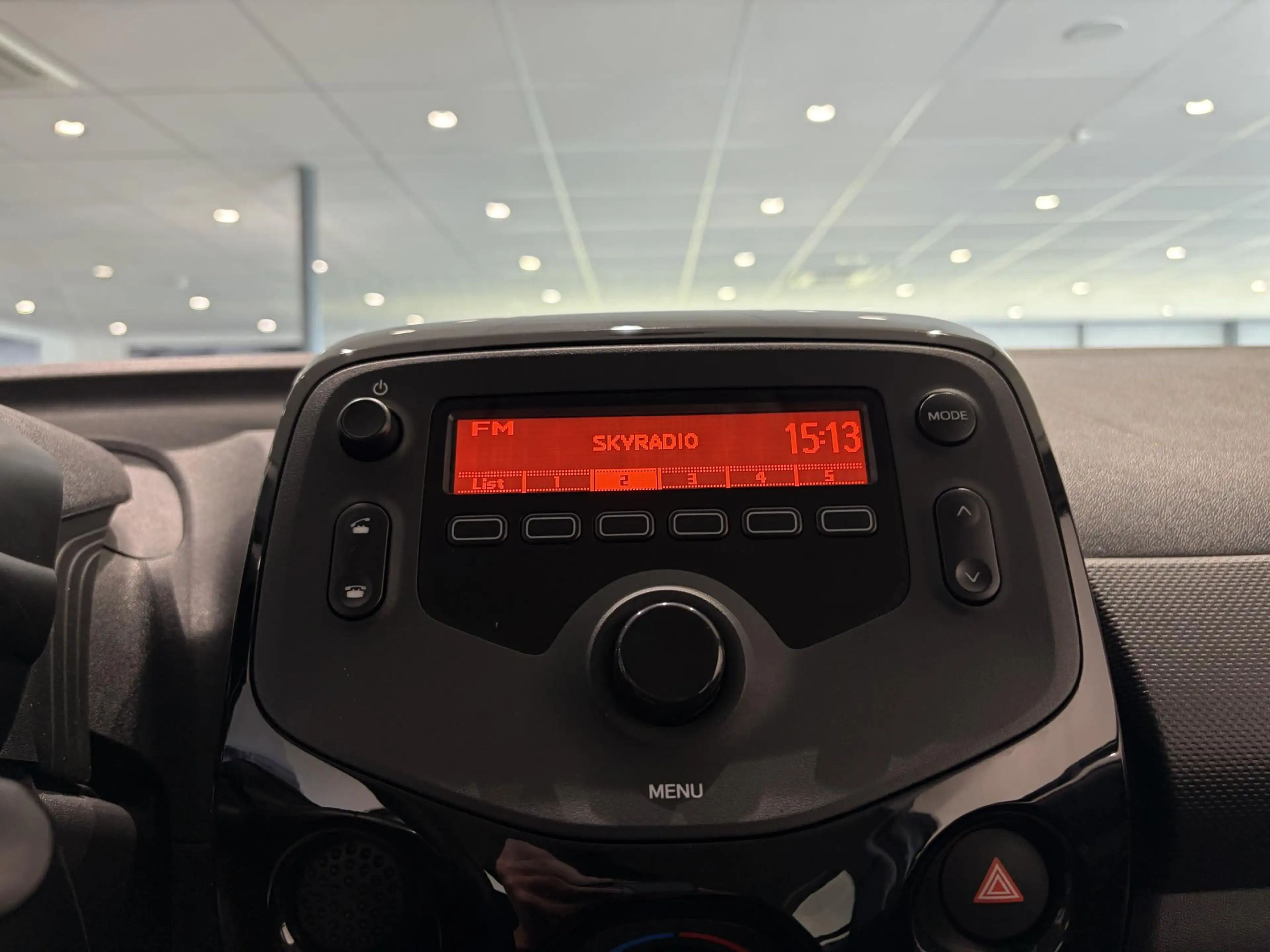Citroen C1 1.0 VTi Feel — photo 15