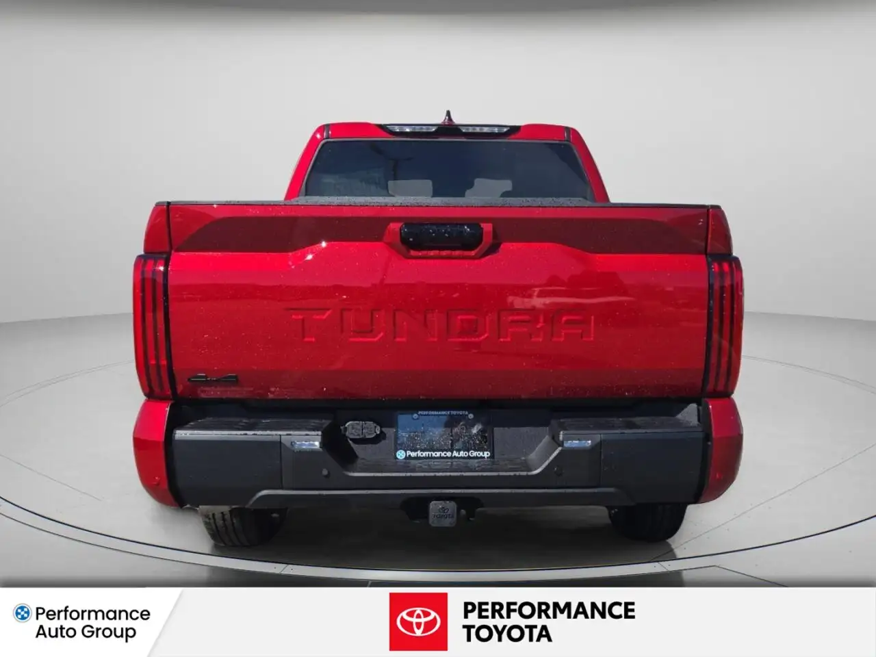 Toyota Tundra снимка Toyota Tundra