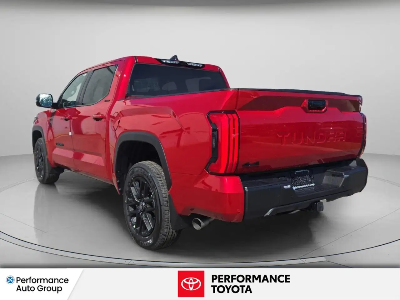 Toyota Tundra снимка Toyota Tundra