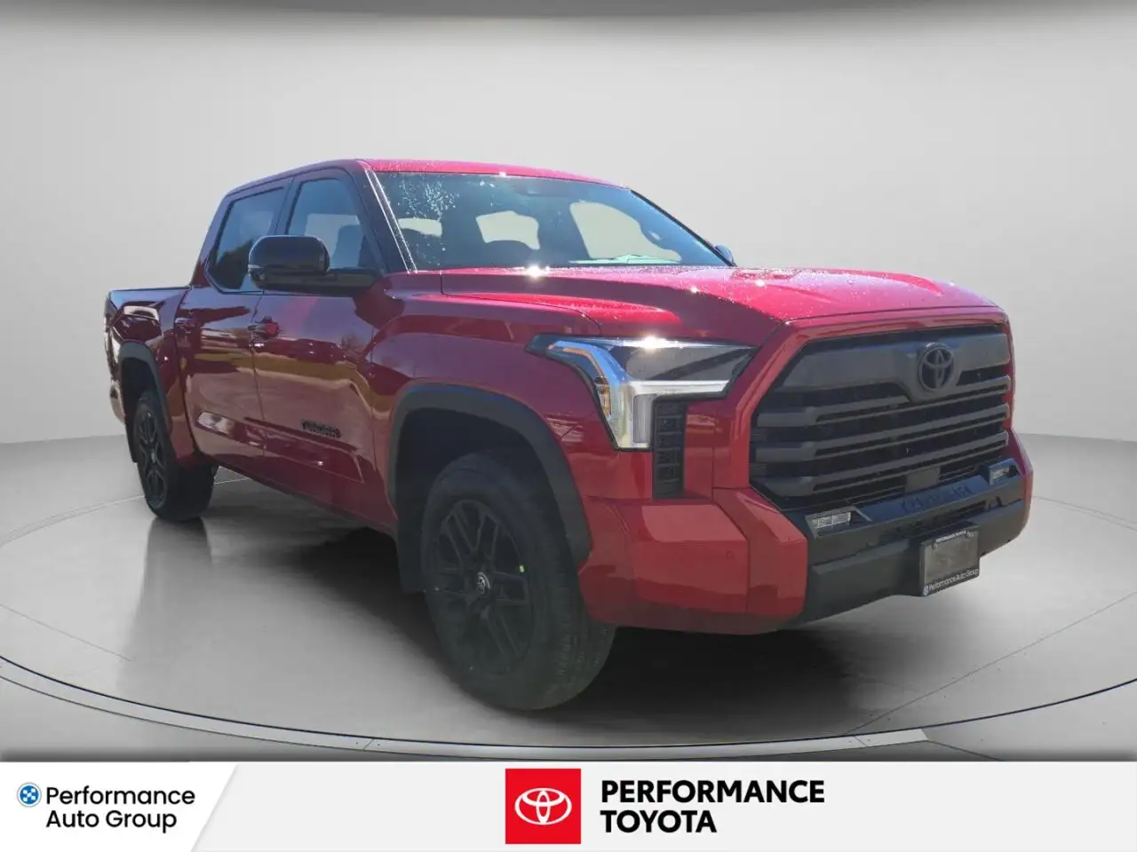 Toyota Tundra снимка Toyota Tundra
