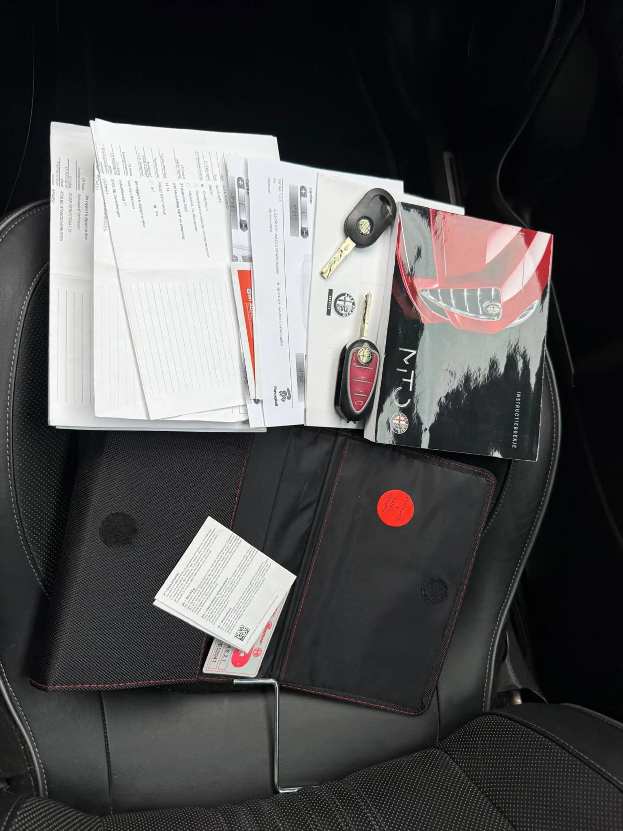 Alfa Romeo MiTo 0.9 TwinAir Exclusive Cruise Control / PDC / Panod — photo 5