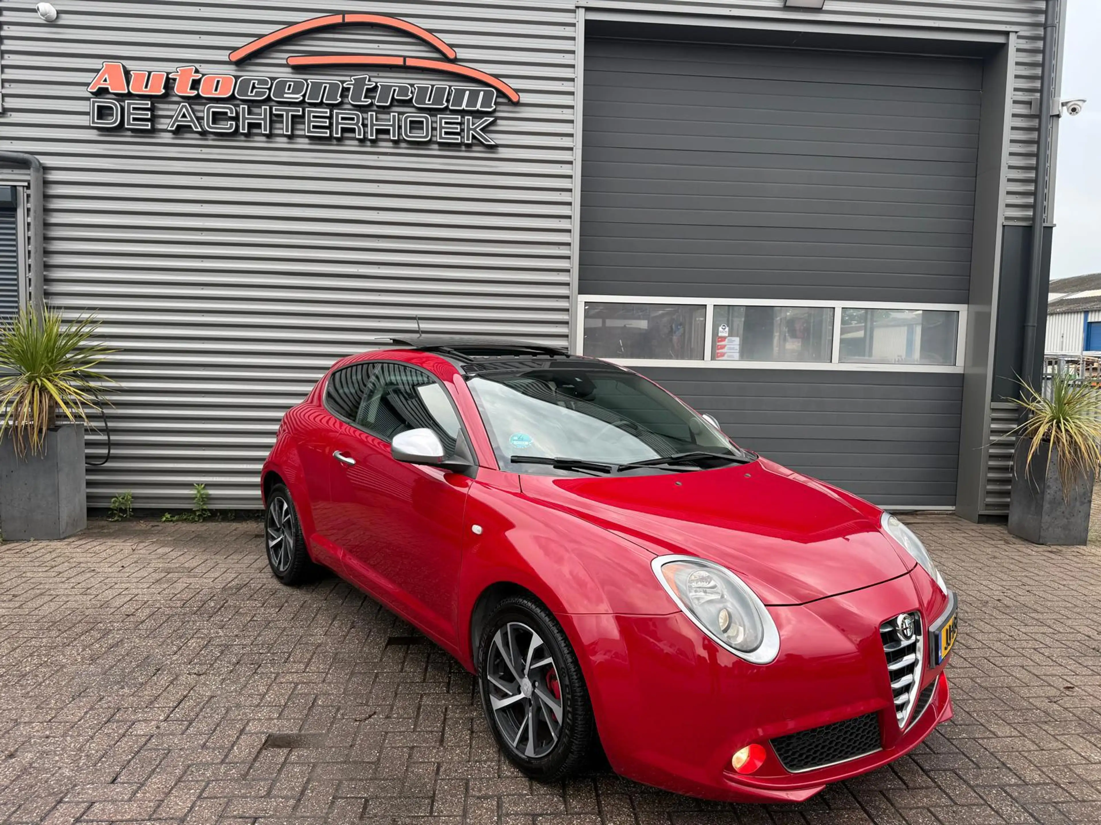 Alfa Romeo MiTo 0.9 TwinAir Exclusive Cruise Control / PDC / Panod — photo 15