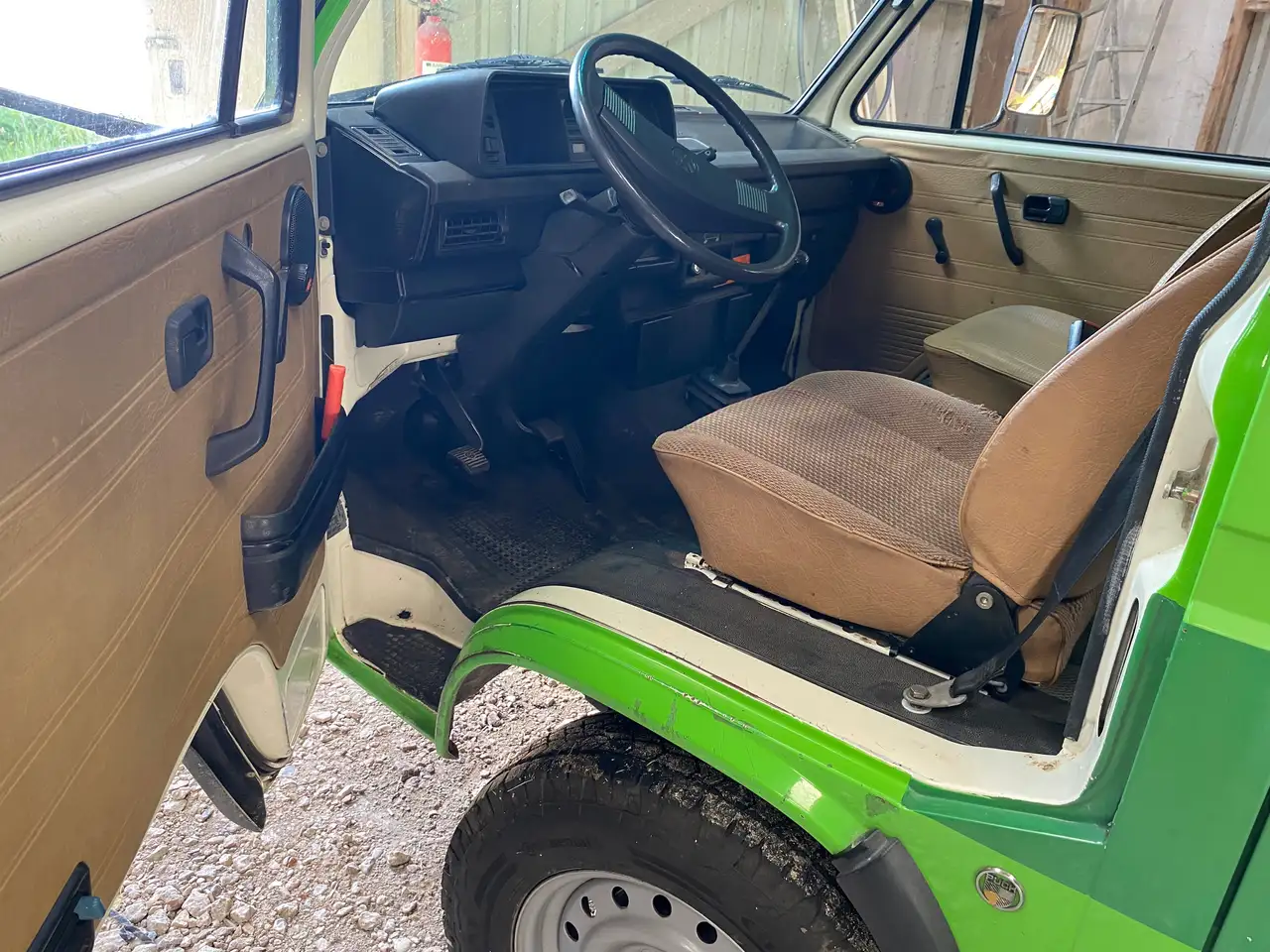 Volkswagen T3 GERESERVEERD 16" Syncro TD 4-dr doka, foto 6