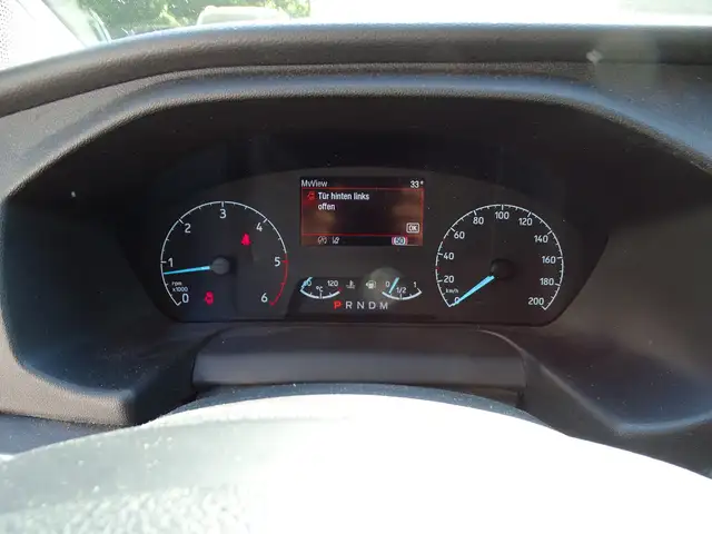 Ford Tourneo Custom view 9