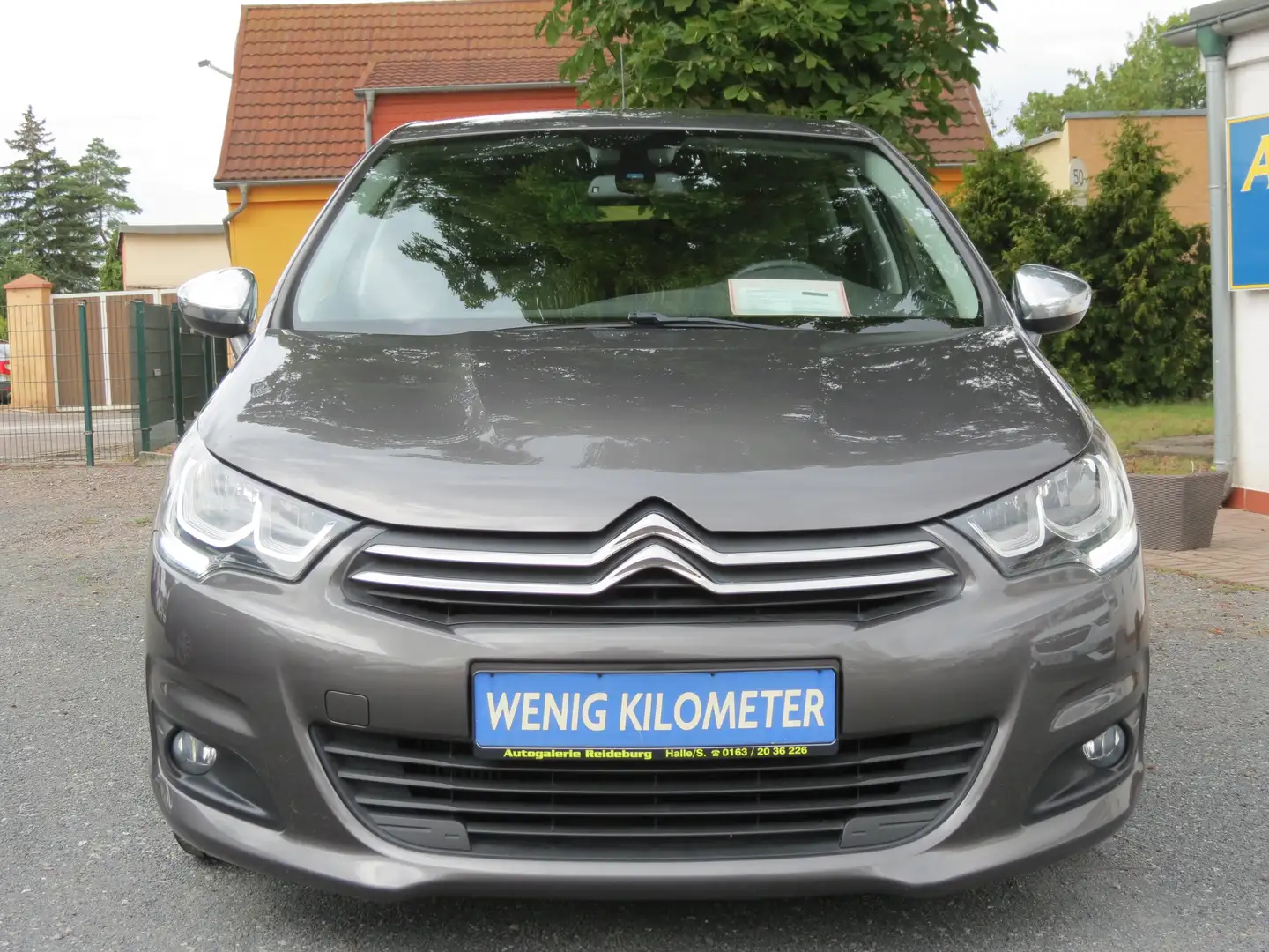 Citroen C4 Selection 2.Hd. 5-türig!!TOP!!SR+WR! Gris - 2