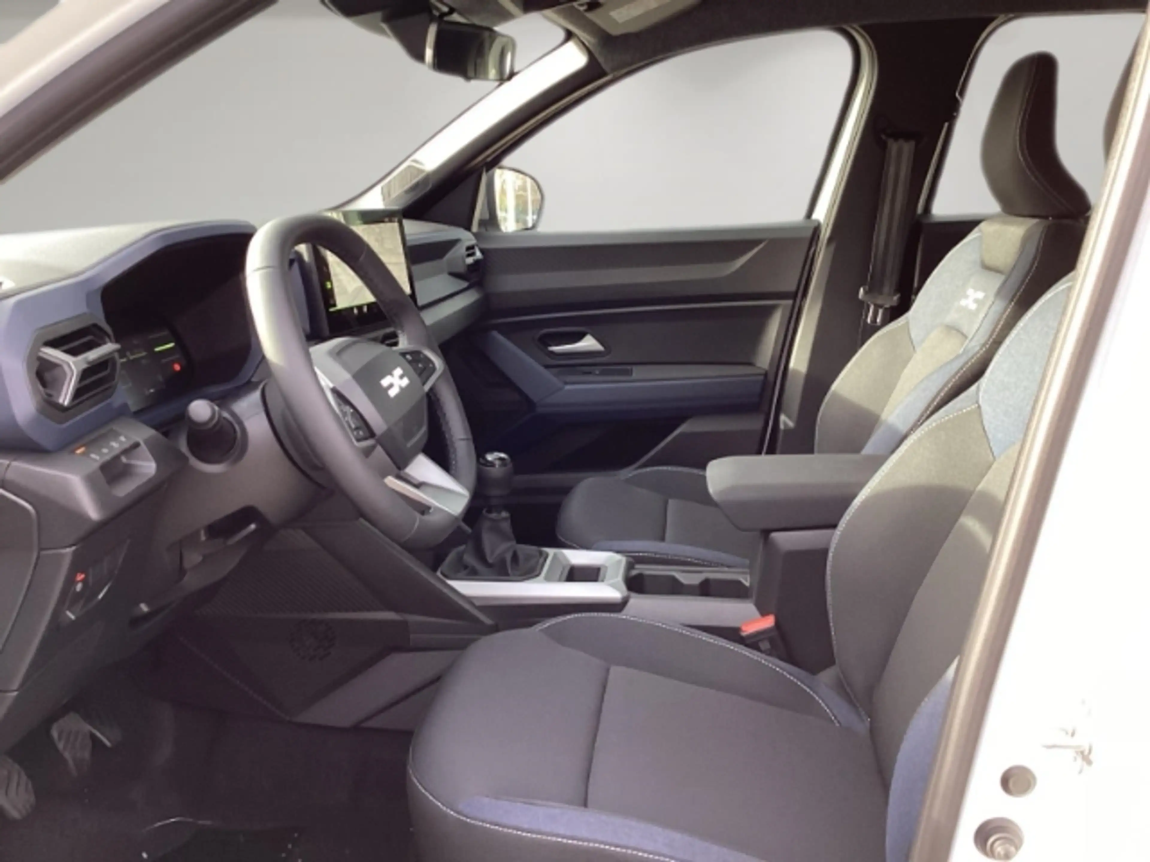 Dacia Bigster Expression TCe140+WinterPlus-P+Navi+Klimaauto.+LED — photo 7