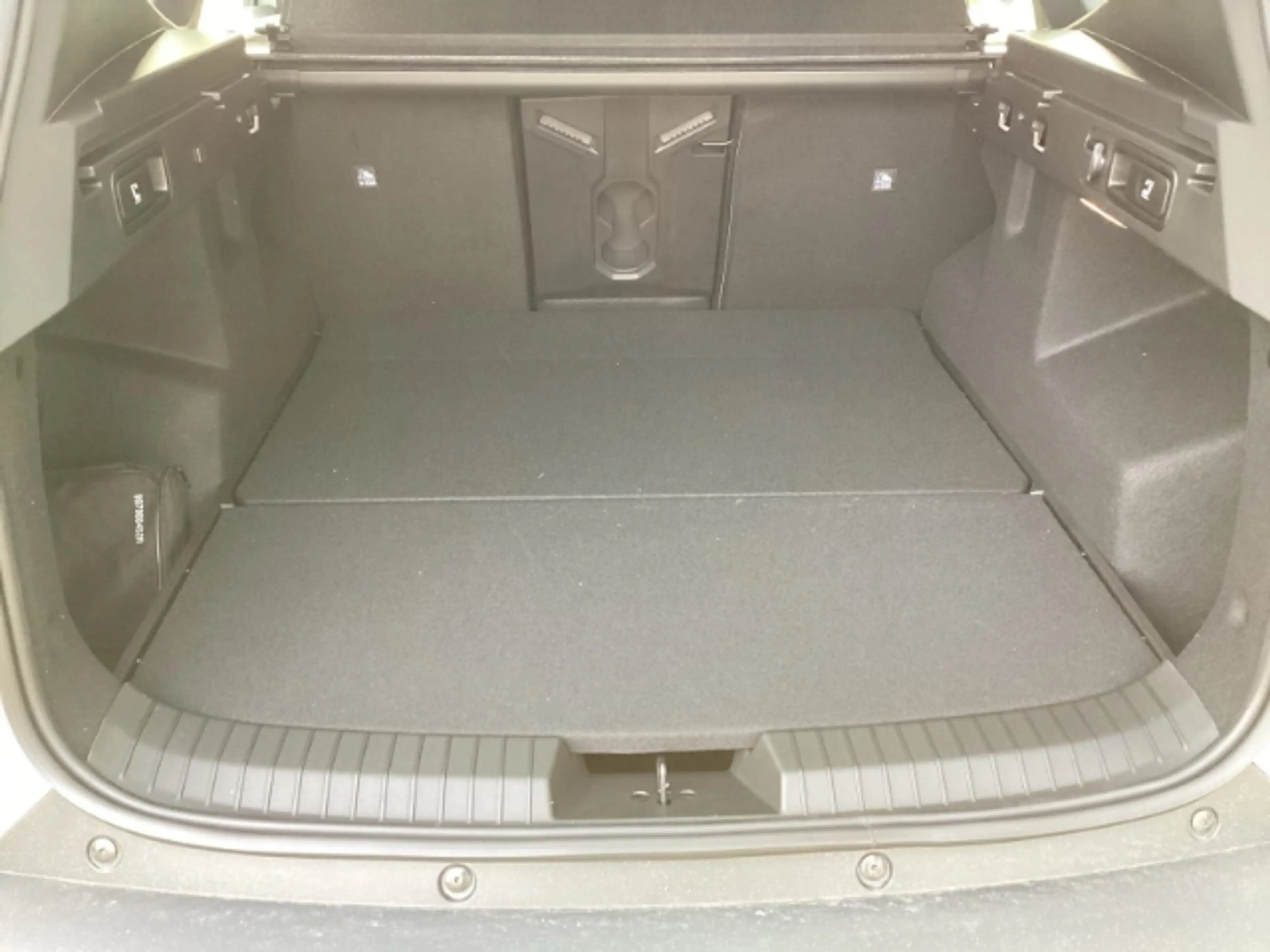 Dacia Bigster Expression TCe140+WinterPlus-P+Navi+Klimaauto.+LED — photo 12