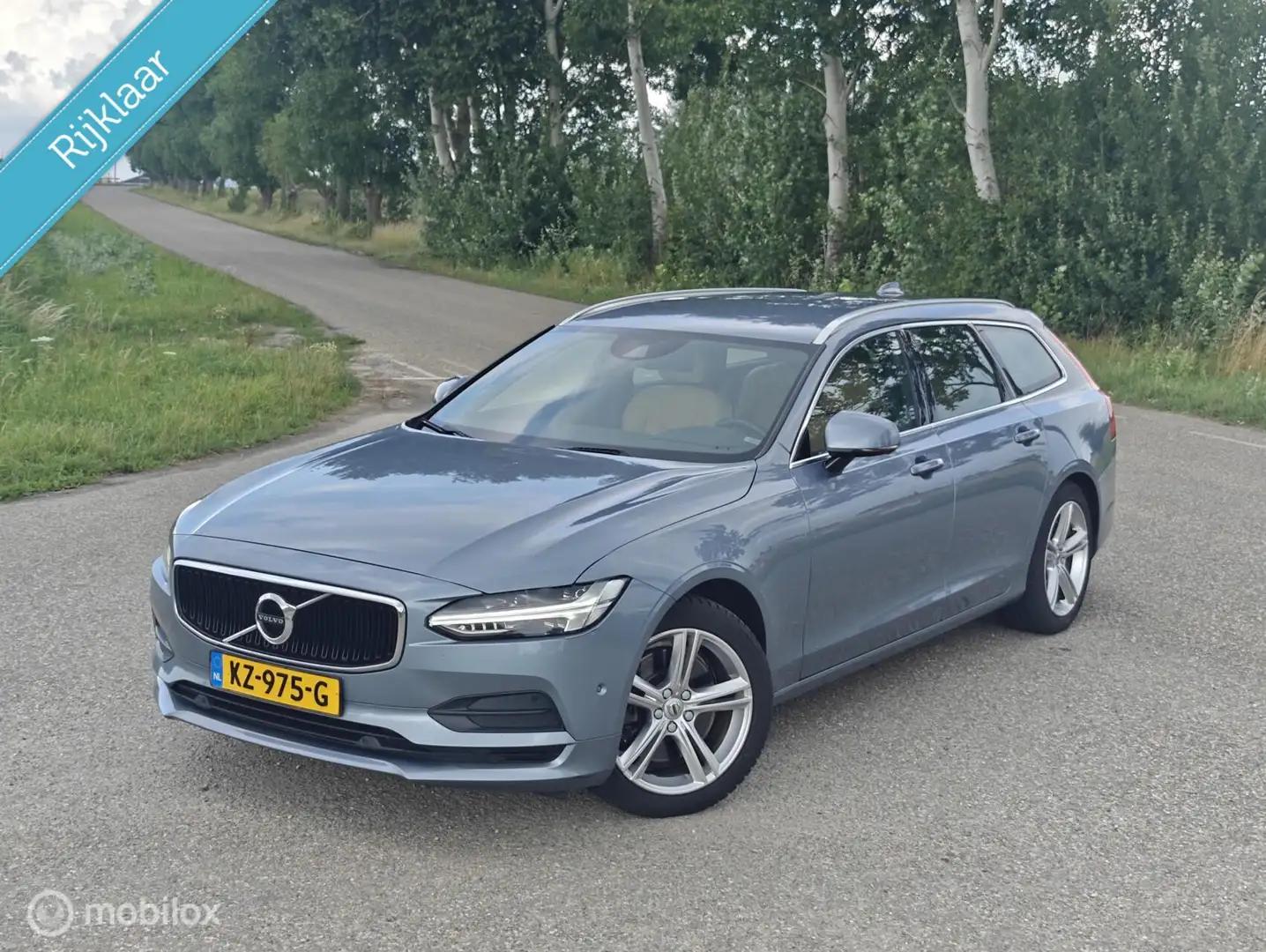 Volvo V90 2.0 T5 Momentum in prachtige kleurstelling Blau - 2