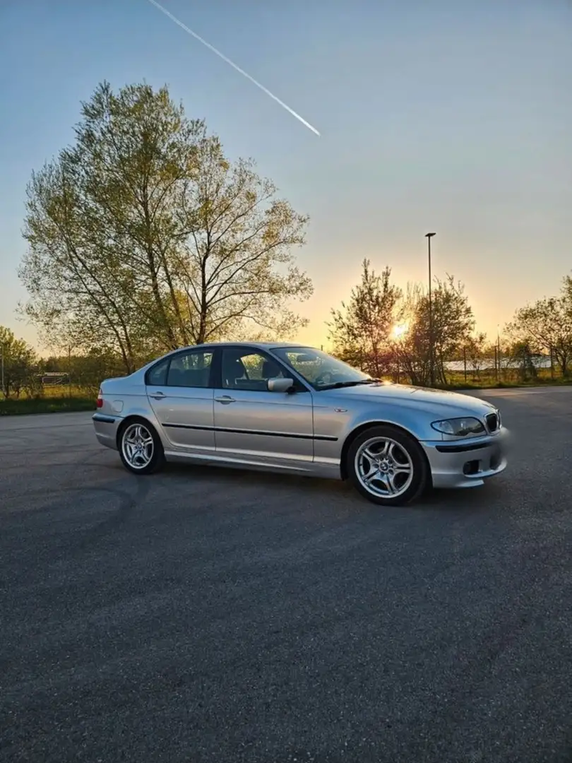 BMW 318 318i M-Paket - 1