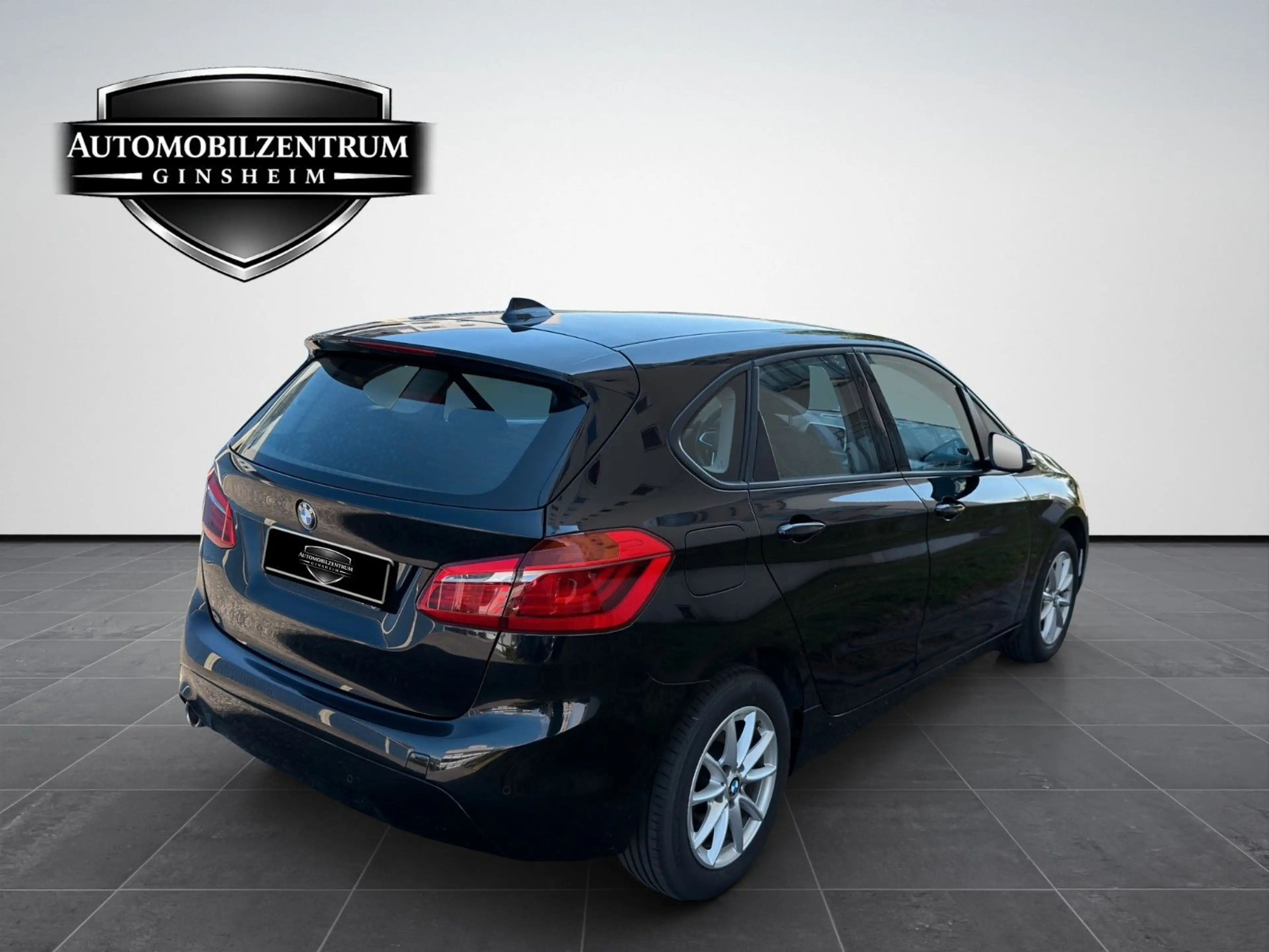BMW 216 D ACTIVE TOURER ADVANTAGE! PDC! SHZ! AHK! — photo 8