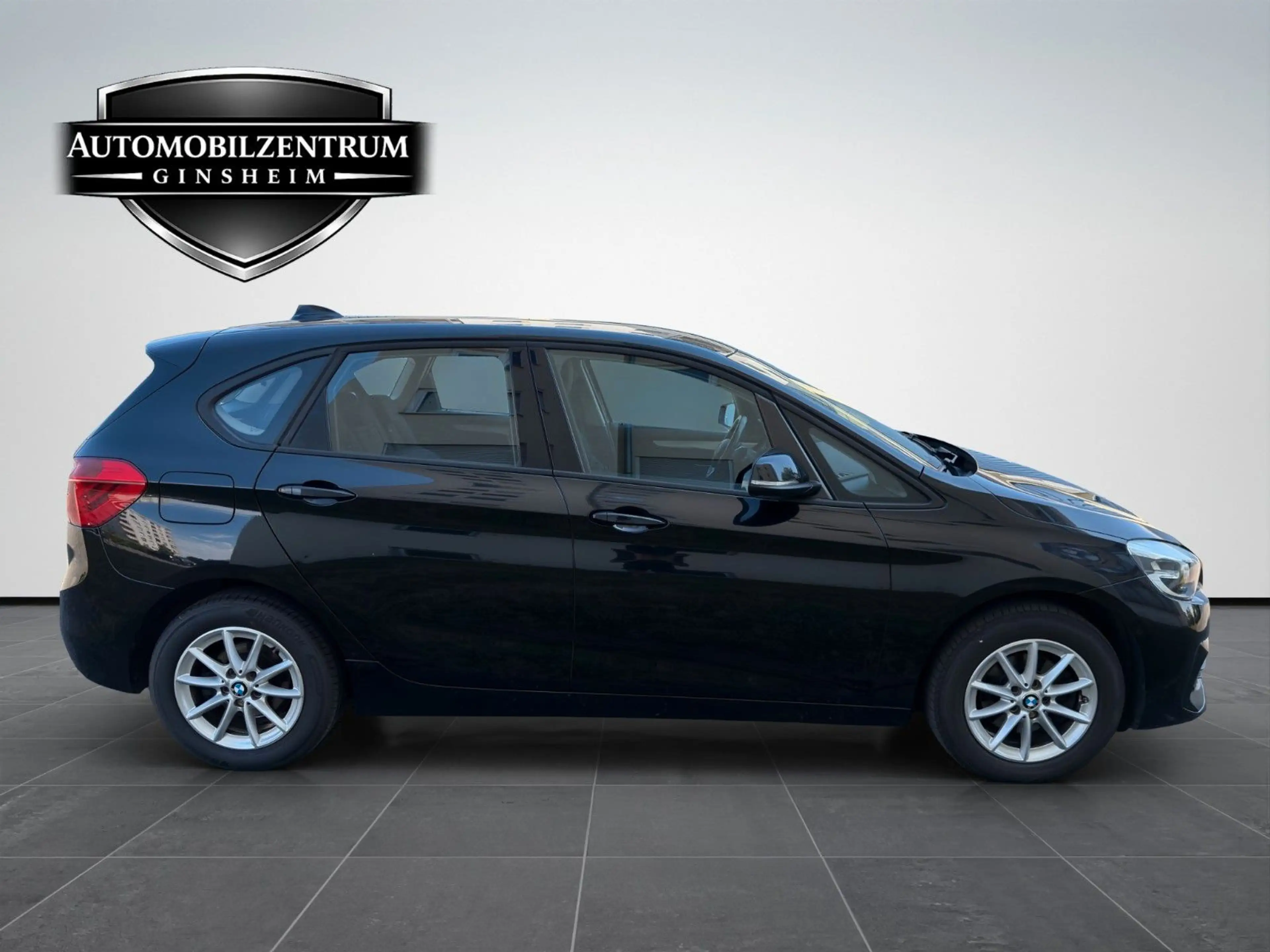 BMW 216 D ACTIVE TOURER ADVANTAGE! PDC! SHZ! AHK! — photo 9