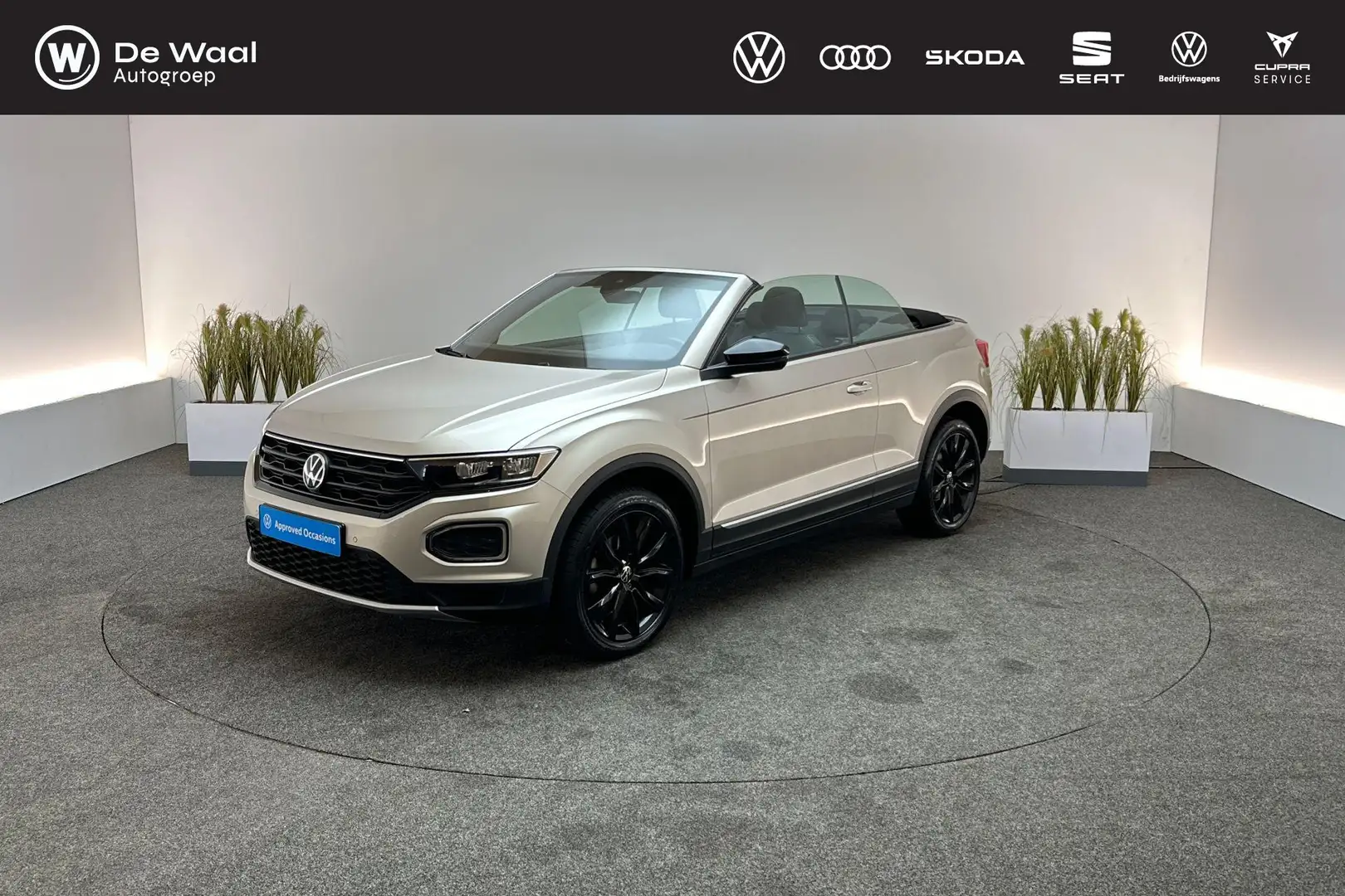 Volkswagen T-Roc Cabrio 1.5 TSI 150pk DSG Style | Adaptive Cruise C Zilver - 1