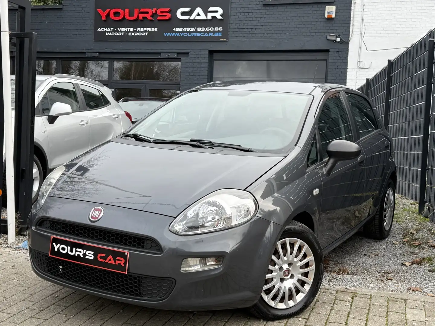 Fiat Punto 1.2i - Euro 6b - Clim - 5Portes - Garantie !! Gris - 1