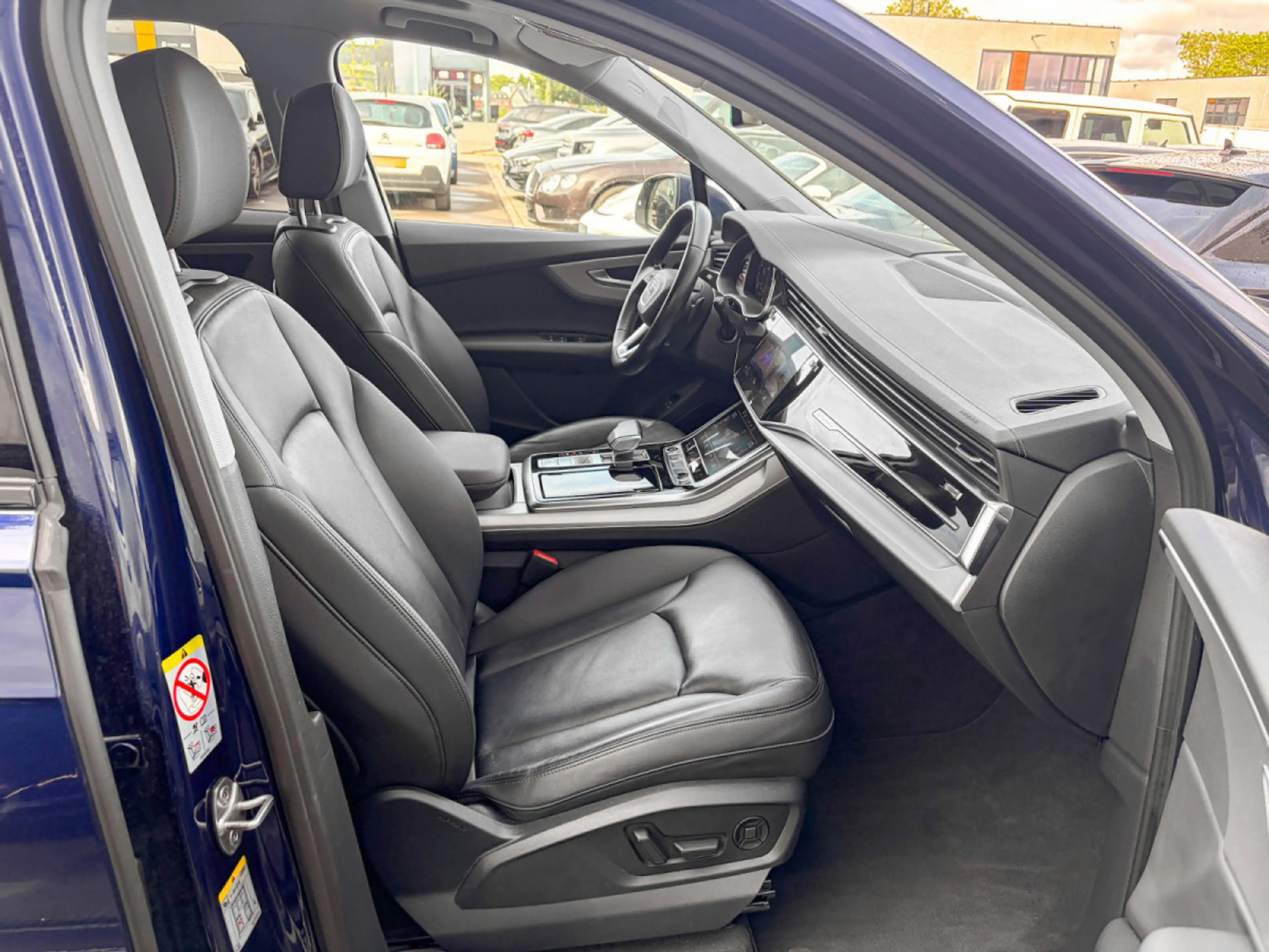 Audi Q7 Q7 55 TFSI e quattro/B&O/PANO/19/STHZ/HUP/MATRIX/A — photo 11