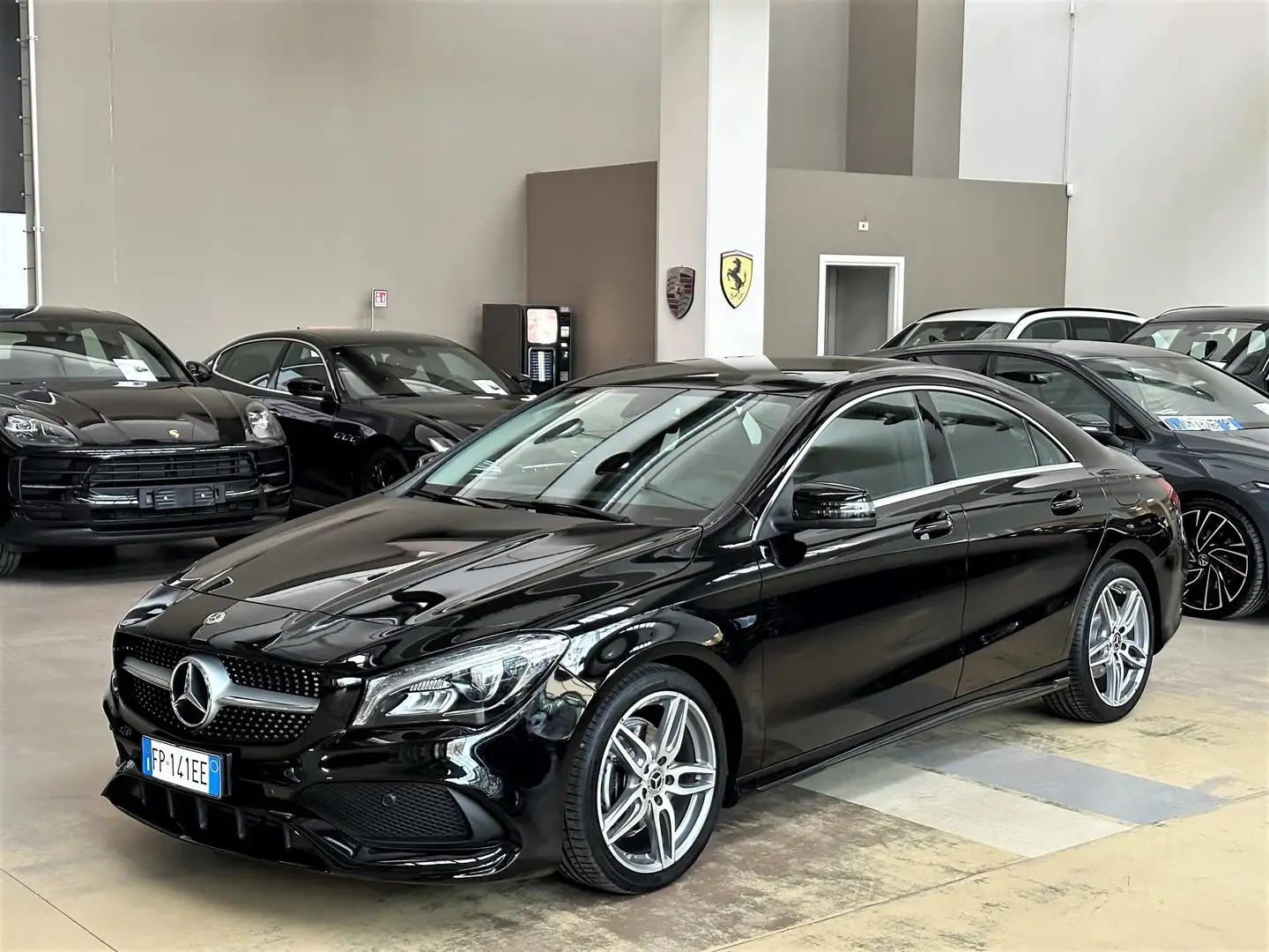 Mercedes-Benz CLA 200 d Premium AMG auto - Telecamera-Carplay -Pack Luci Nero - 1