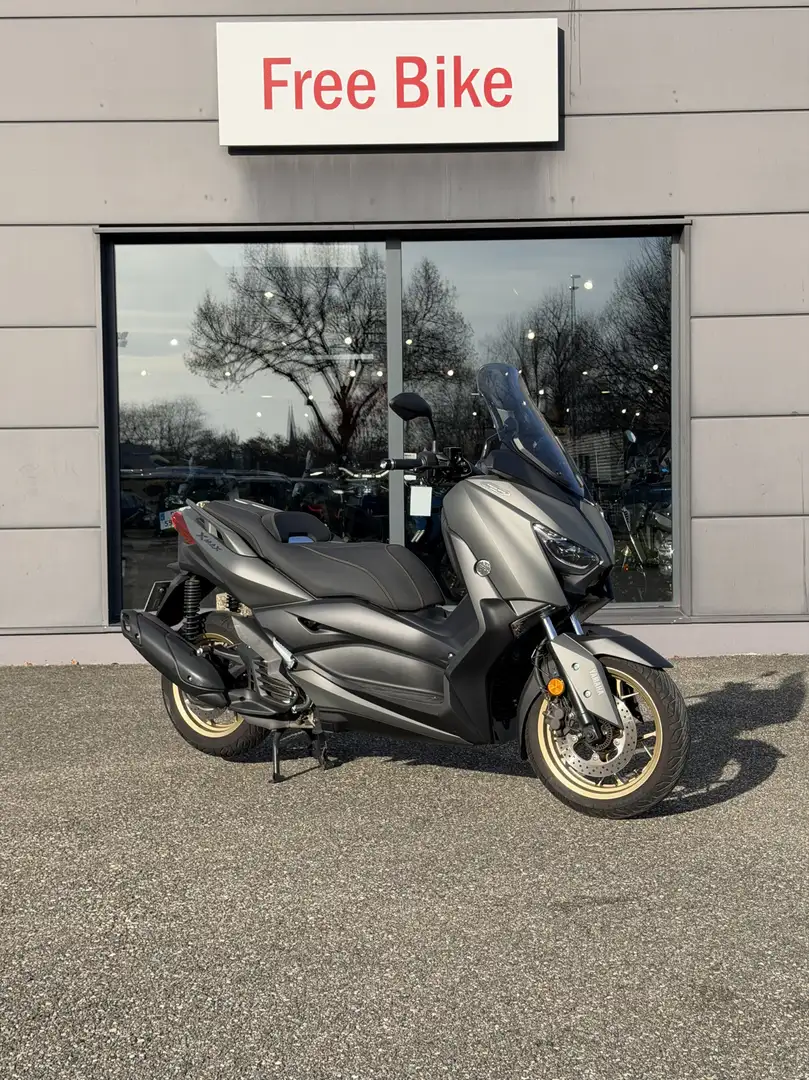 Yamaha X-Max 125 - 1