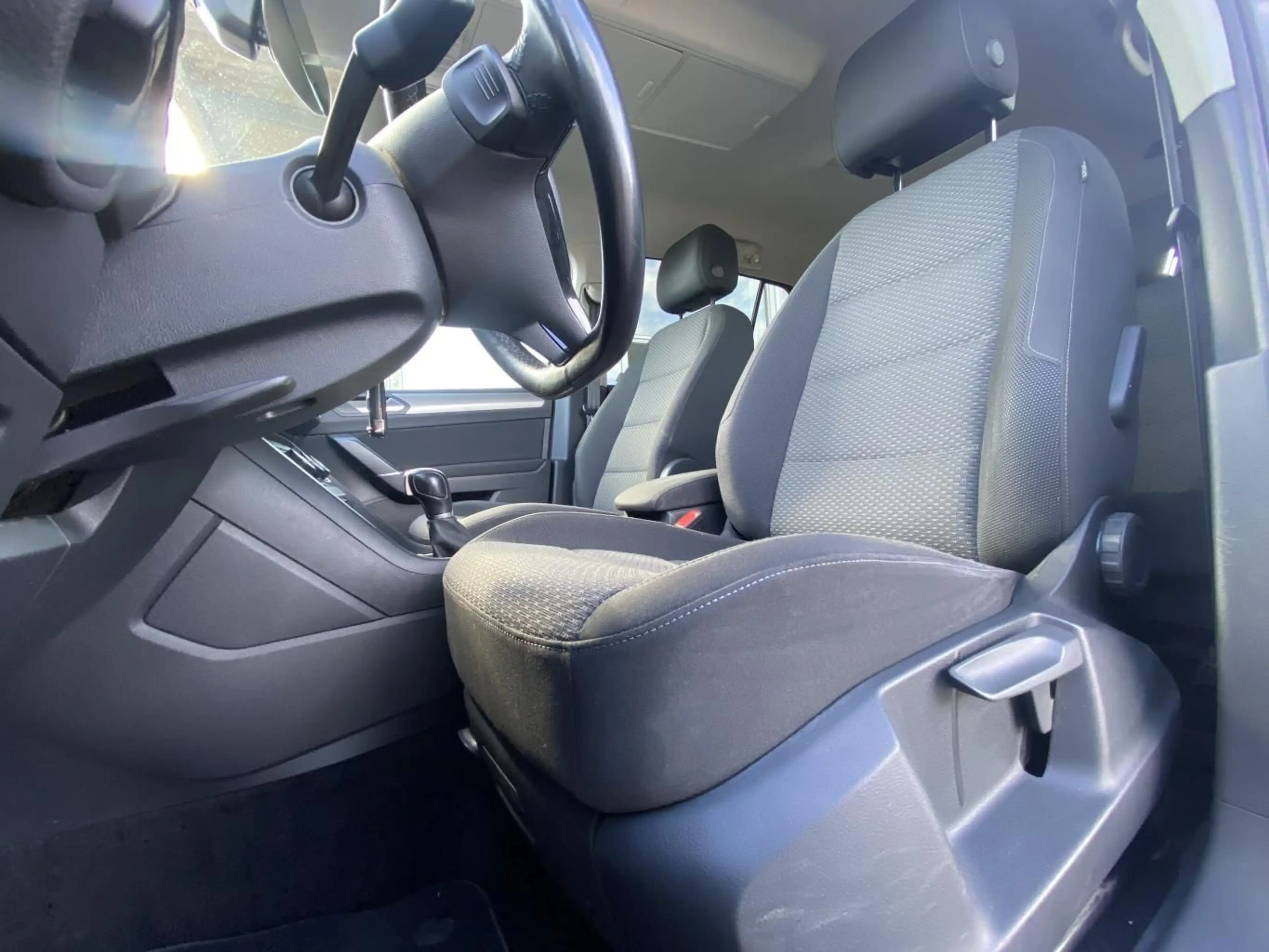 Volkswagen Touran 2.0 TDI DSG COMFORTLINE AHK+ACC+NAVI+ACC+ — photo 9
