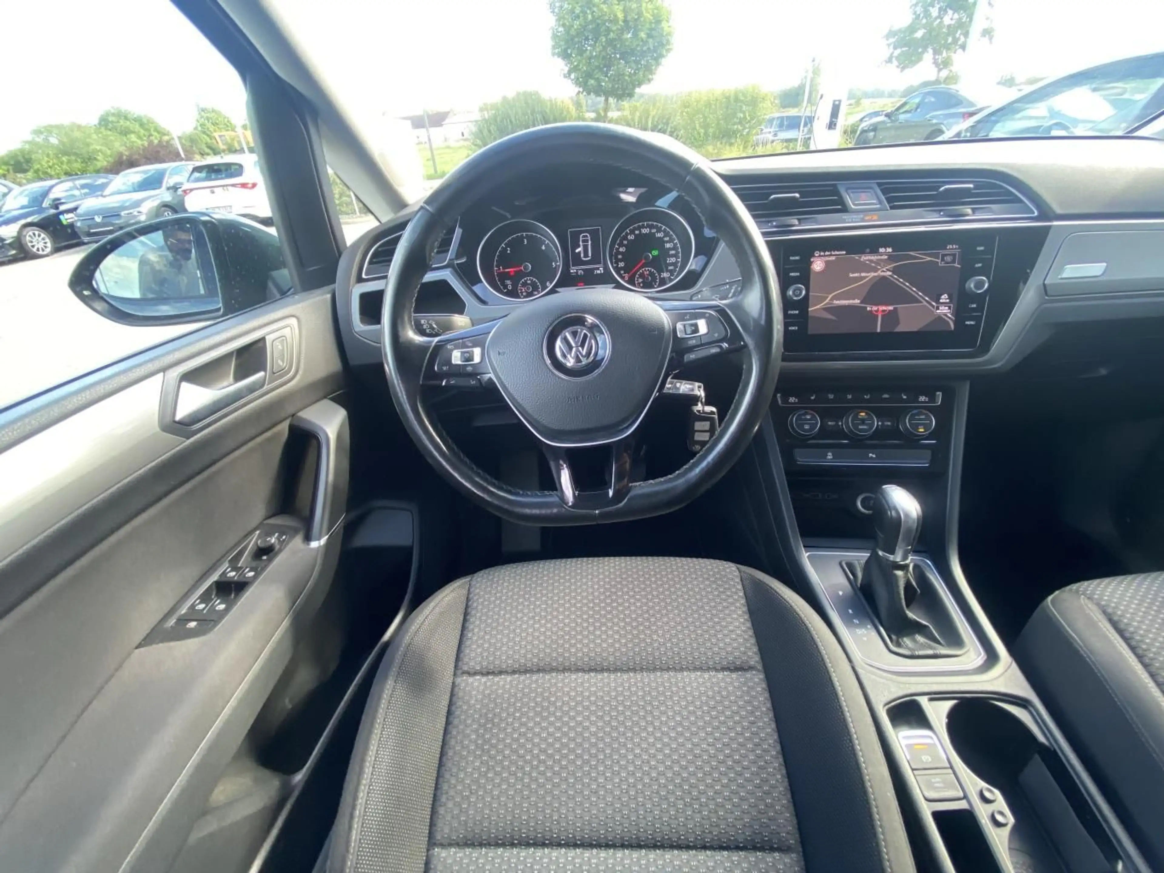 Volkswagen Touran 2.0 TDI DSG COMFORTLINE AHK+ACC+NAVI+ACC+ — photo 13