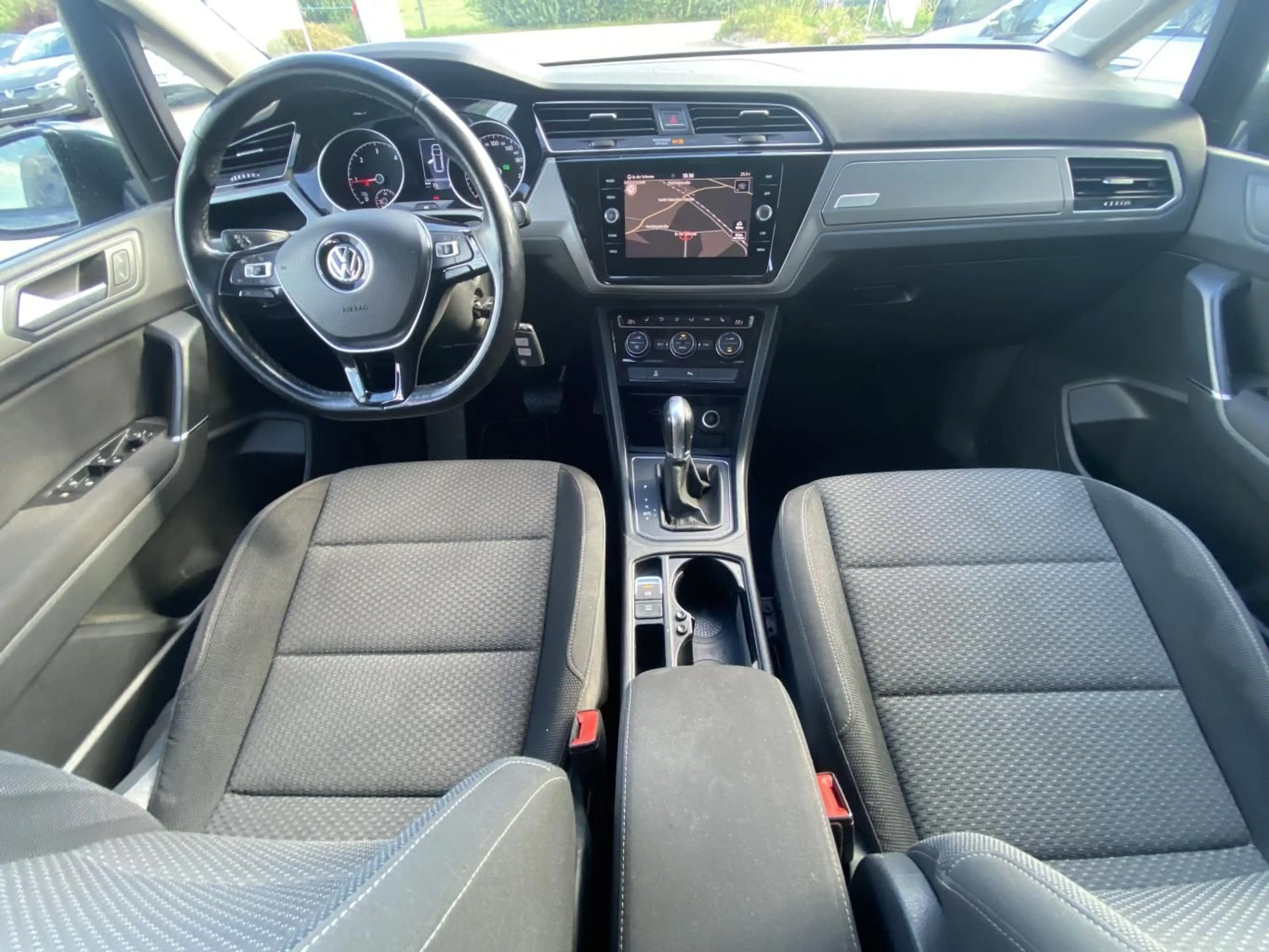 Volkswagen Touran 2.0 TDI DSG COMFORTLINE AHK+ACC+NAVI+ACC+ — photo 14