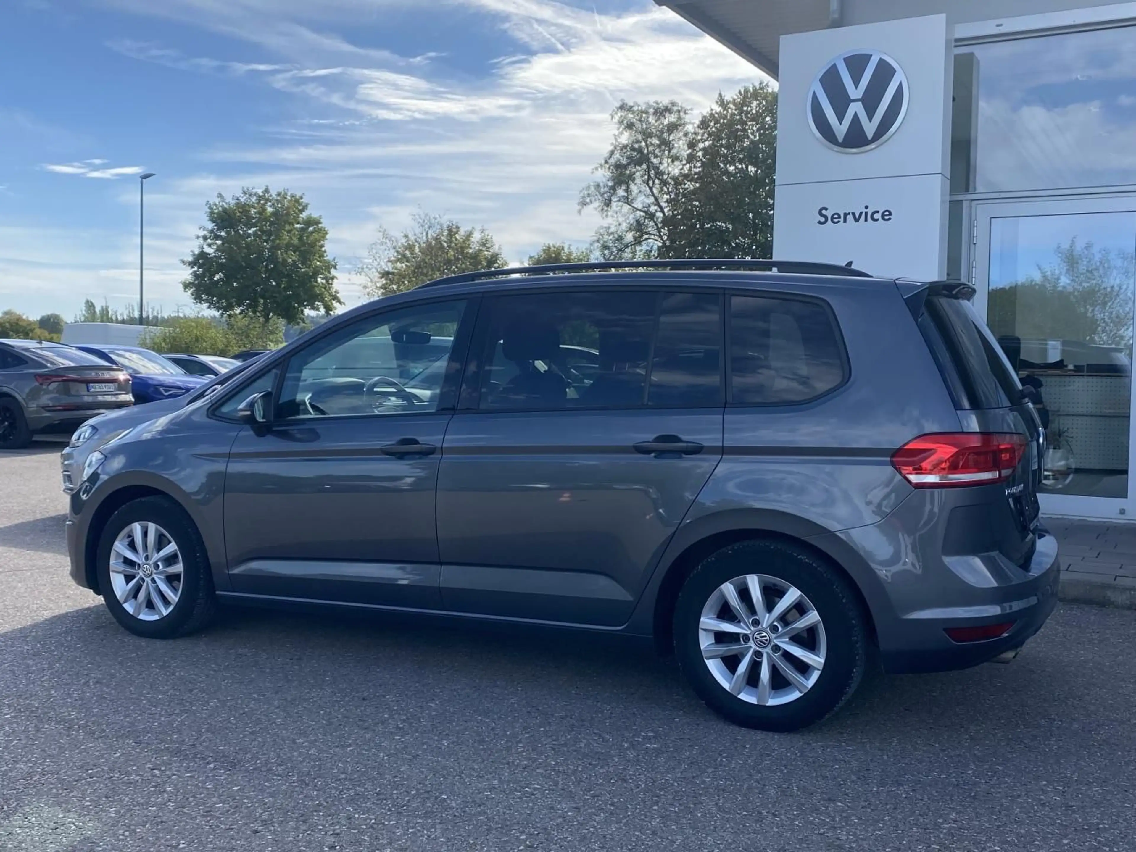 Volkswagen Touran 2.0 TDI DSG COMFORTLINE AHK+ACC+NAVI+ACC+ — photo 3
