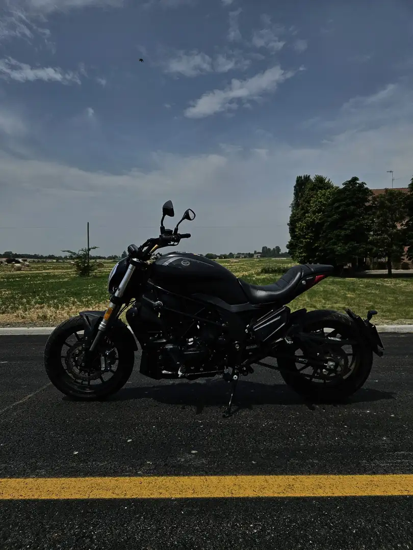 Benelli 502C Negru - 1