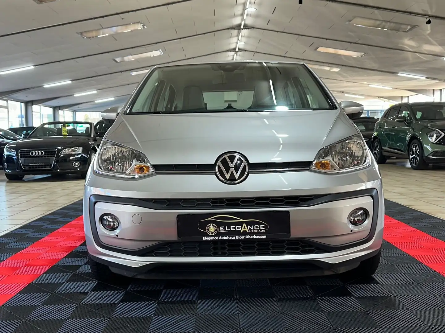 Volkswagen up! Basis*KLIMAAUT*KAMERA*SHZ*MFL*PDC* Argintiu - 2