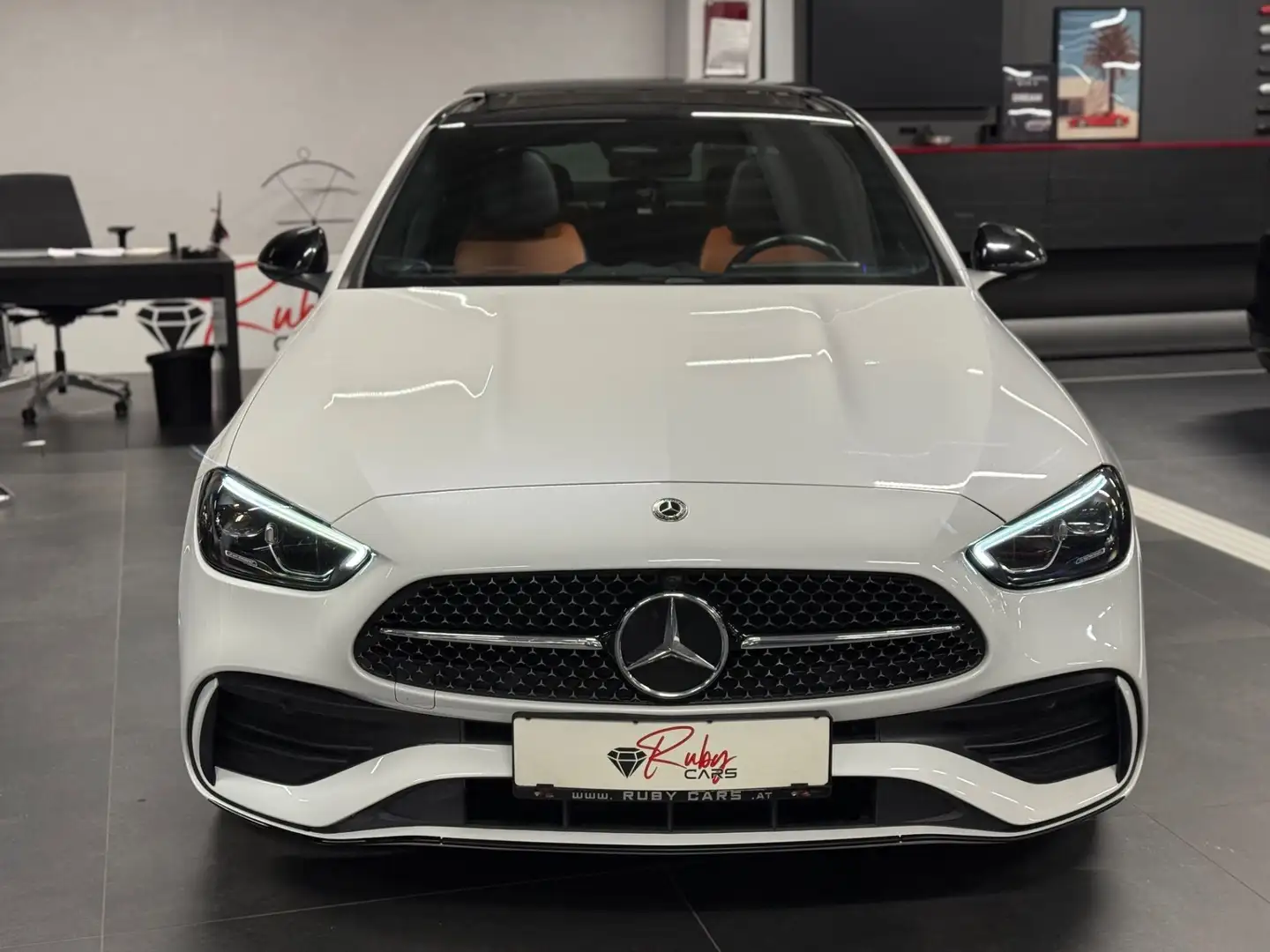 Mercedes-Benz C 220 220d Aut. AMG/Night Paket Weiß - 2