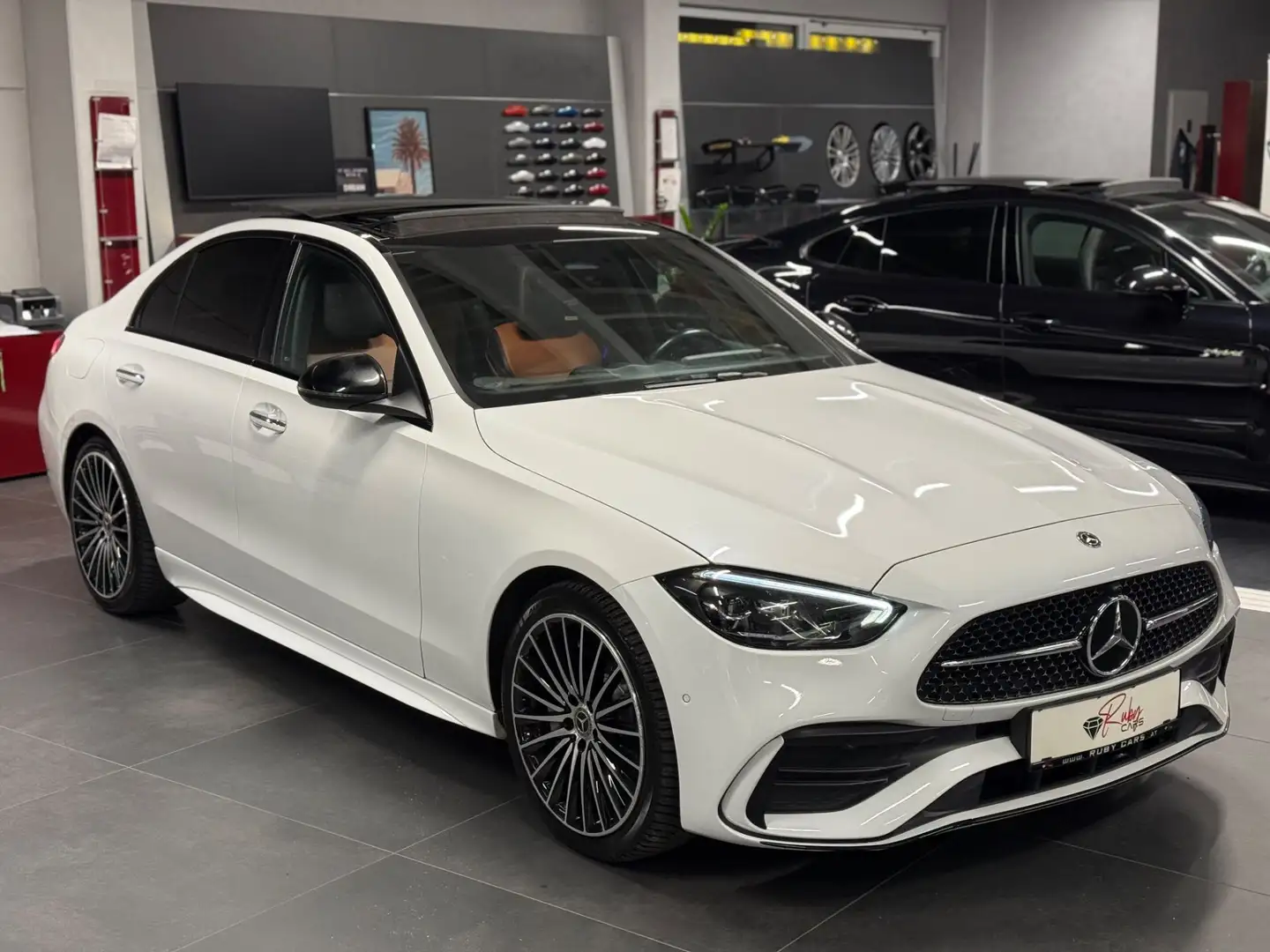 Mercedes-Benz C 220 220d Aut. AMG/Night Paket Weiß - 1