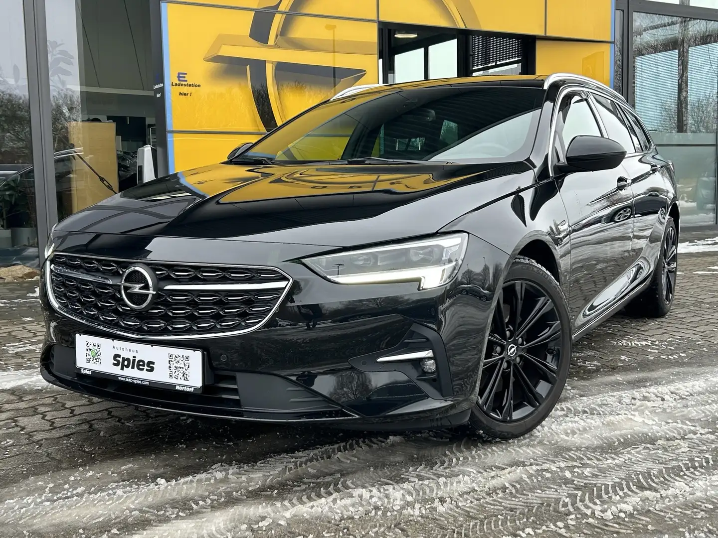 Opel Insignia Sports Tourer Business Elegance Schwarz - 2