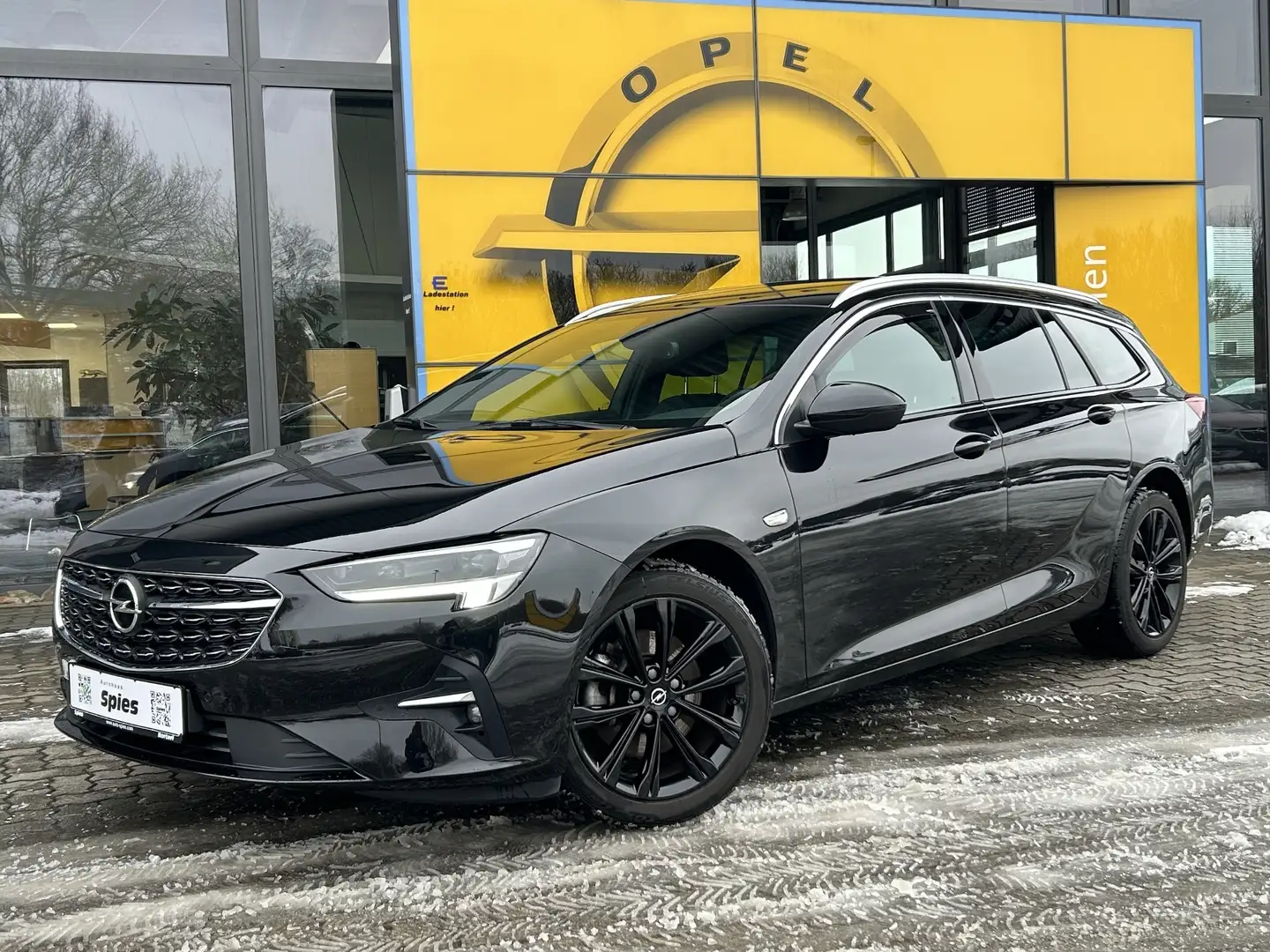 Opel Insignia Sports Tourer Business Elegance Schwarz - 1