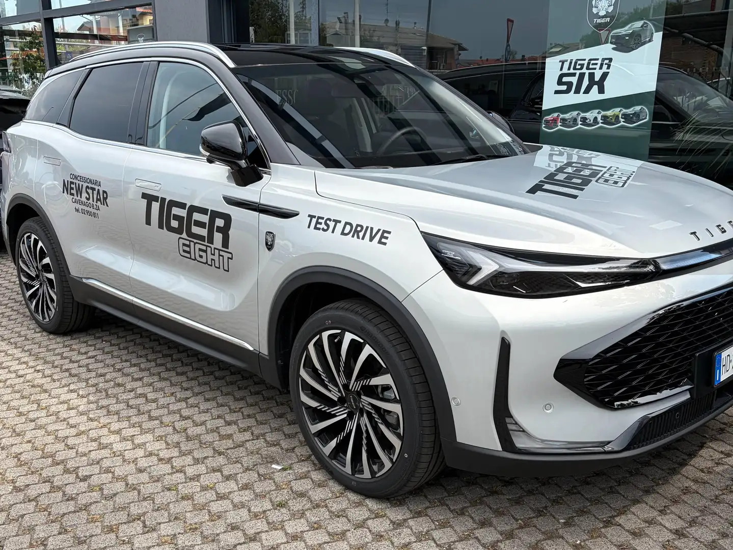 Tiger Sonstige TIGER EIGHT 1.5T DI 7DCT GPL Silber - 2