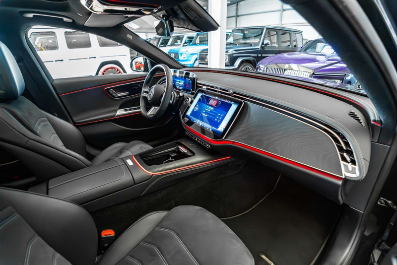Mercedes-Benz E 220 d / AMG Line Advanced / Pano / Night — photo 11