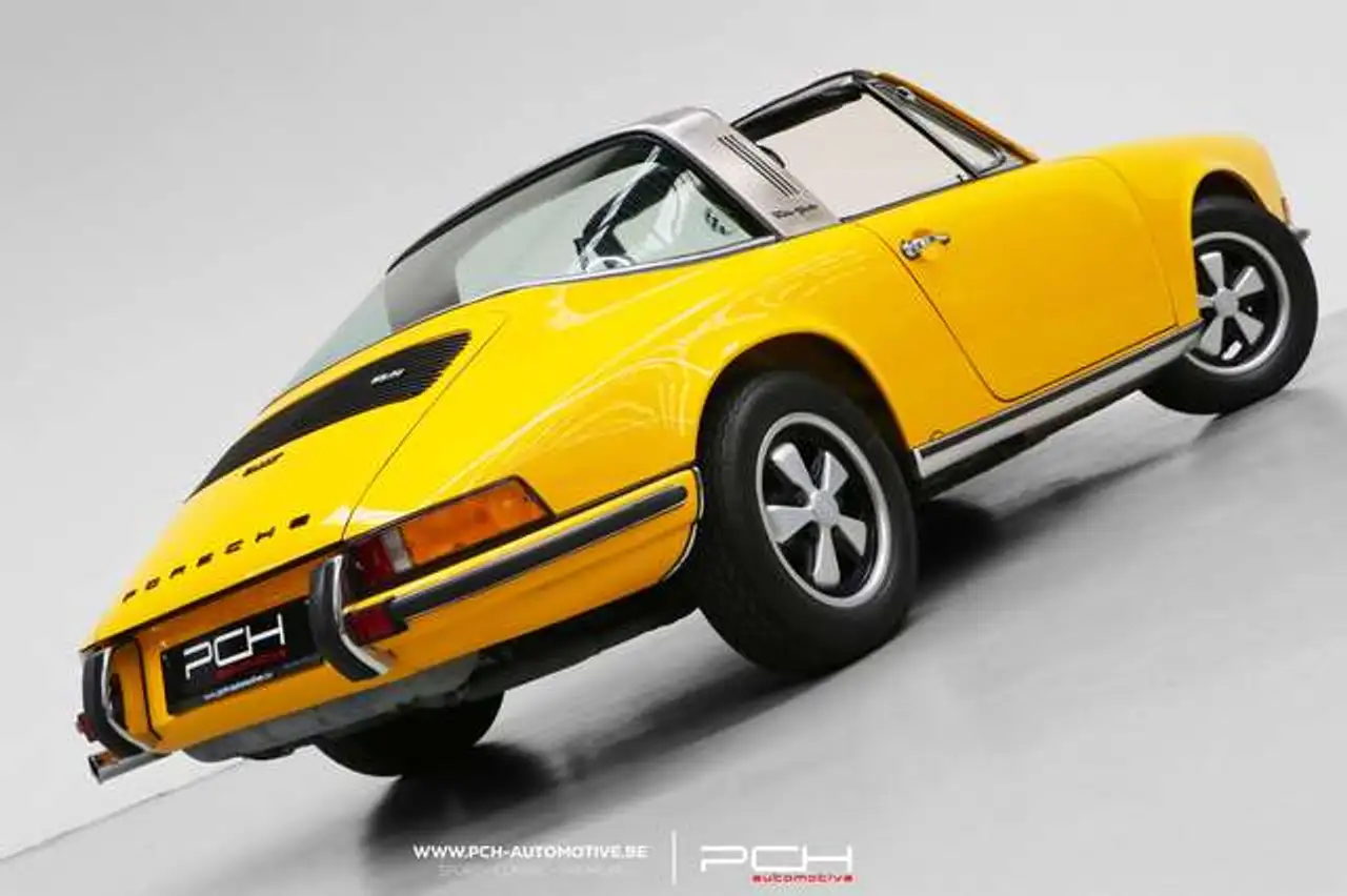 Porsche 911 2.4 T Targa, foto 2