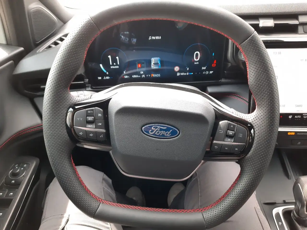 Ford Puma ST-Line Automatik mit Anhängekupplung abn. 11
