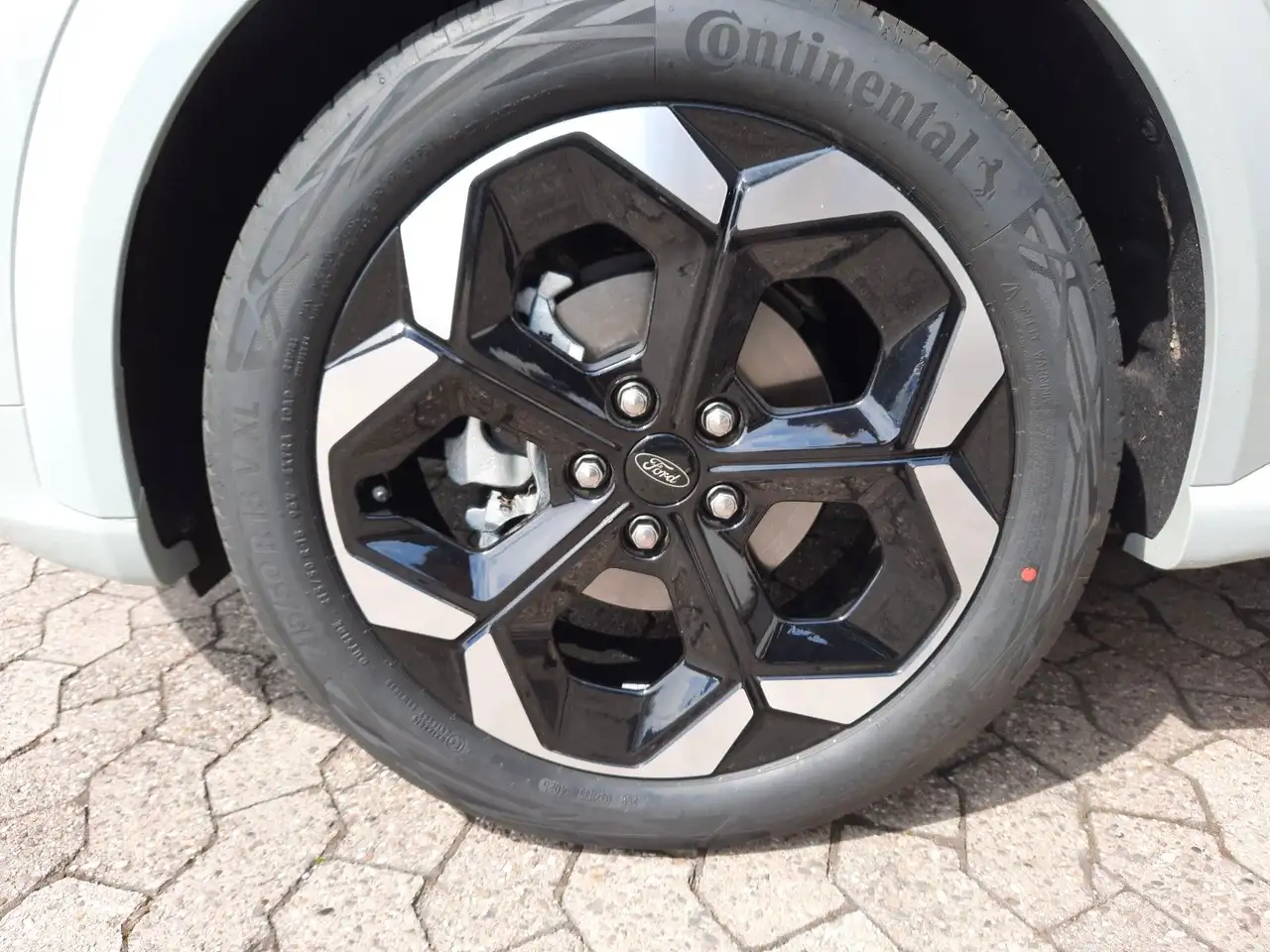 Ford Puma ST-Line Automatik mit Anhängekupplung abn. 6
