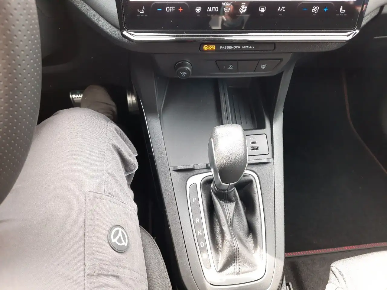 Ford Puma ST-Line Automatik mit Anhängekupplung abn. 14