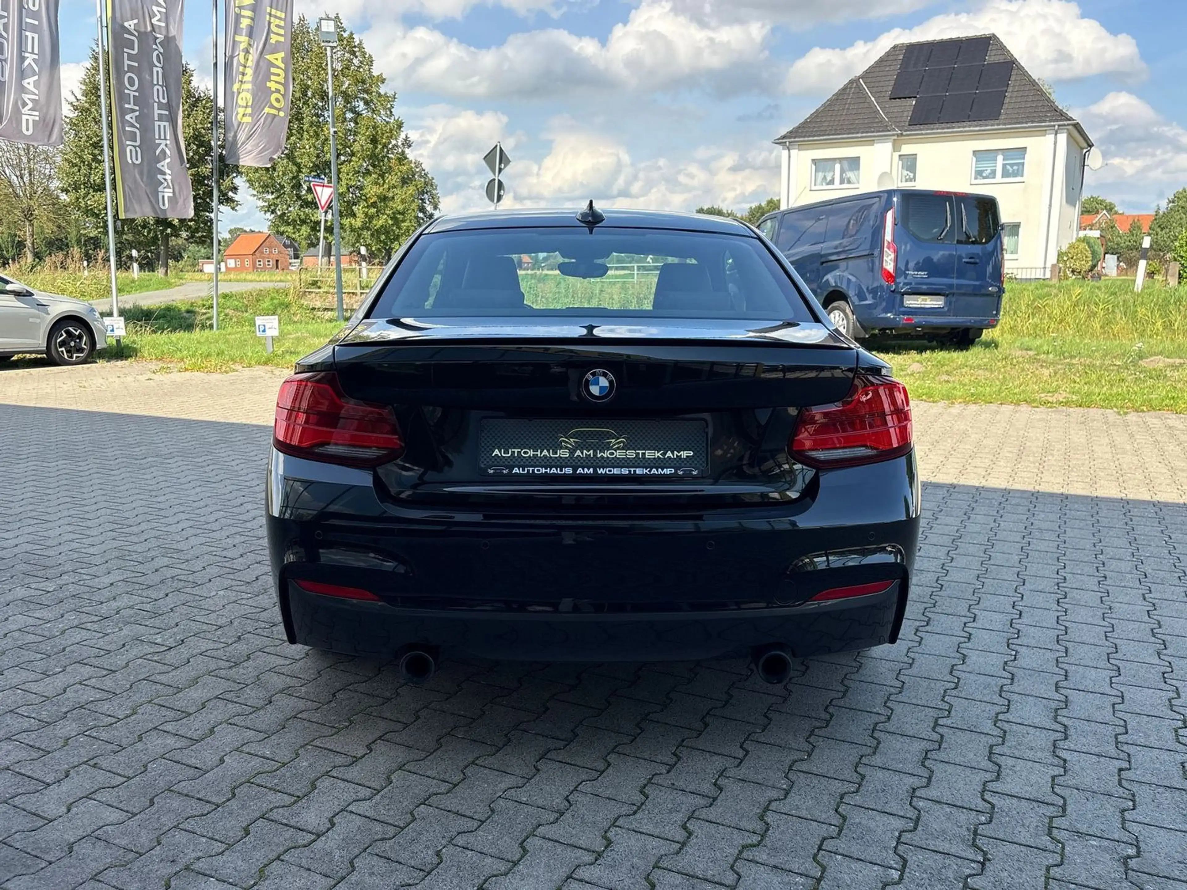 BMW 240 *KEYLESSGO*H&K*1HAND*DEUTSCHESF*LED*NAVI*VOLL — photo 5