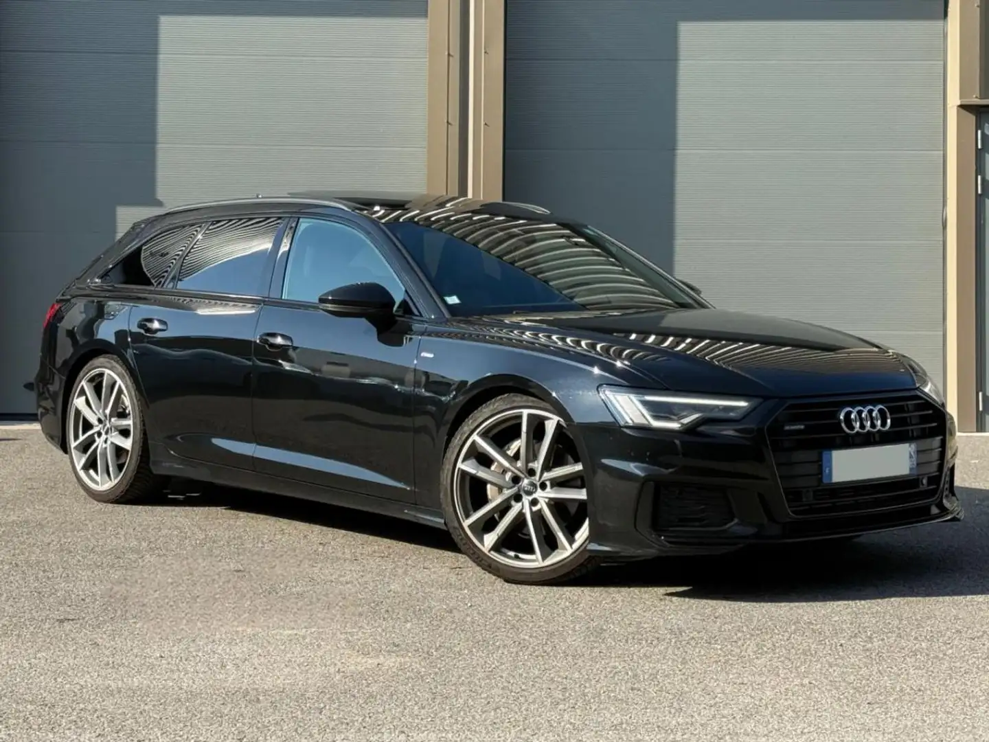 Audi A6 Break 3.0 TDI 286 Quattro - S LINE Zwart - 1