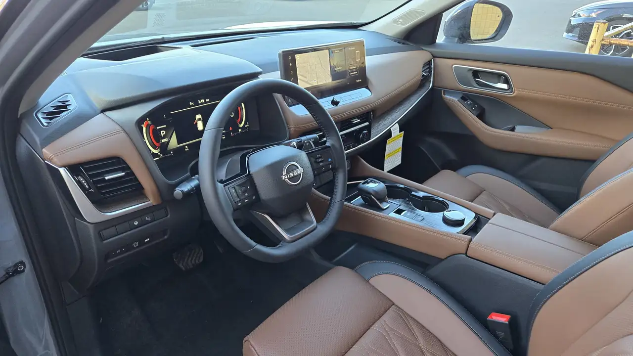 Nissan Rogue снимка Nissan Rogue