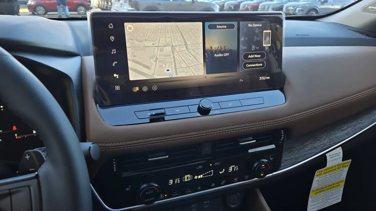 Nissan Rogue снимка Nissan Rogue