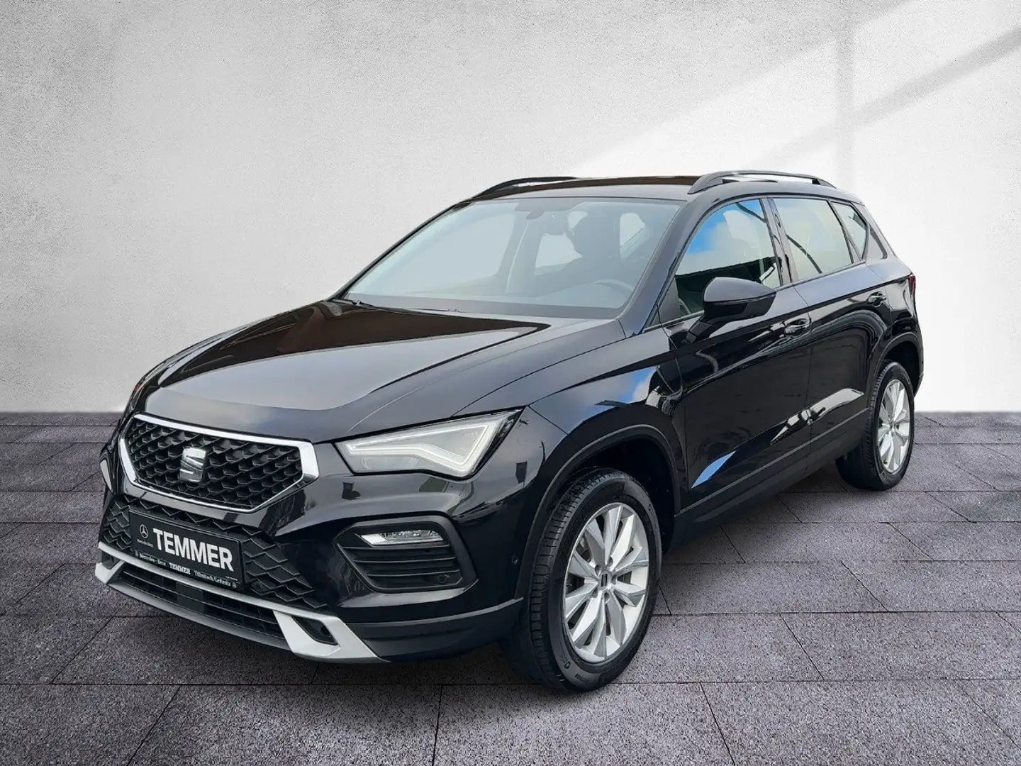 SEAT Ateca 1,0 Style Eco TSI LED AHV LRHZ Navi Shz Schwarz - 2