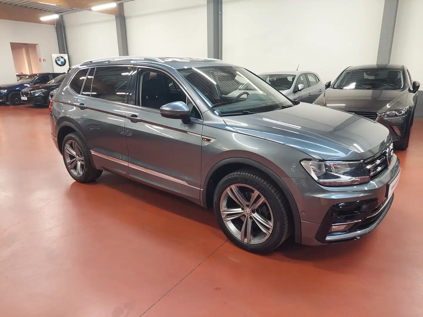 Volkswagen Tiguan Allspace 1.5 TSi - R LINE - 7 PLACES - DSG - CAM - KEYLESS Grijs - 1