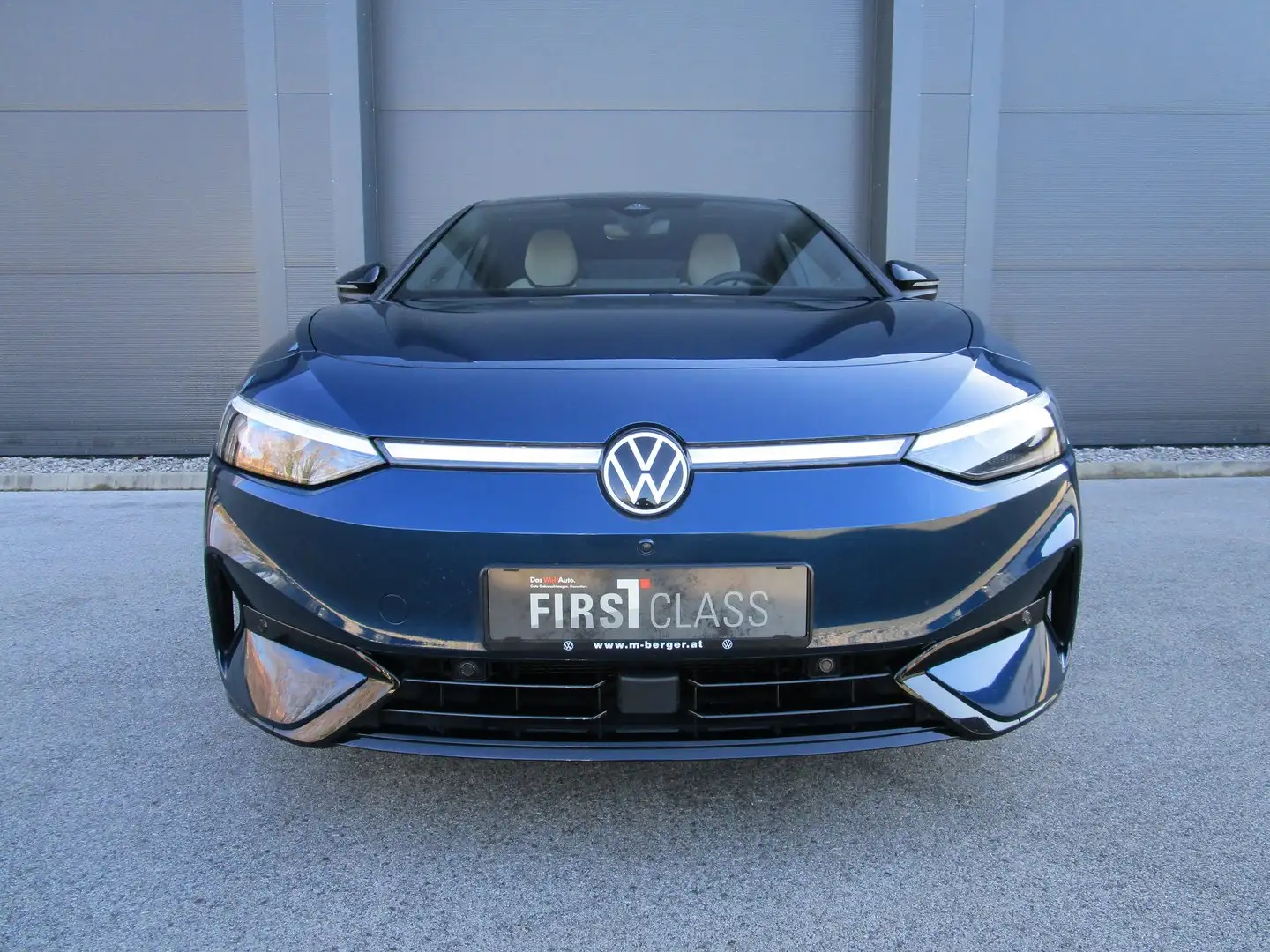 Volkswagen ID.7 Pro 210 kW Blau - 2
