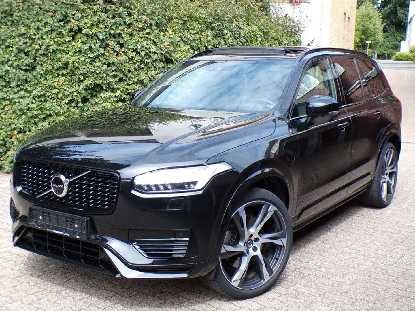 Volvo XC90 T8"R Design"/Pano/7.Sitze/Luft/ACC/B&W/360° Schwarz - 1
